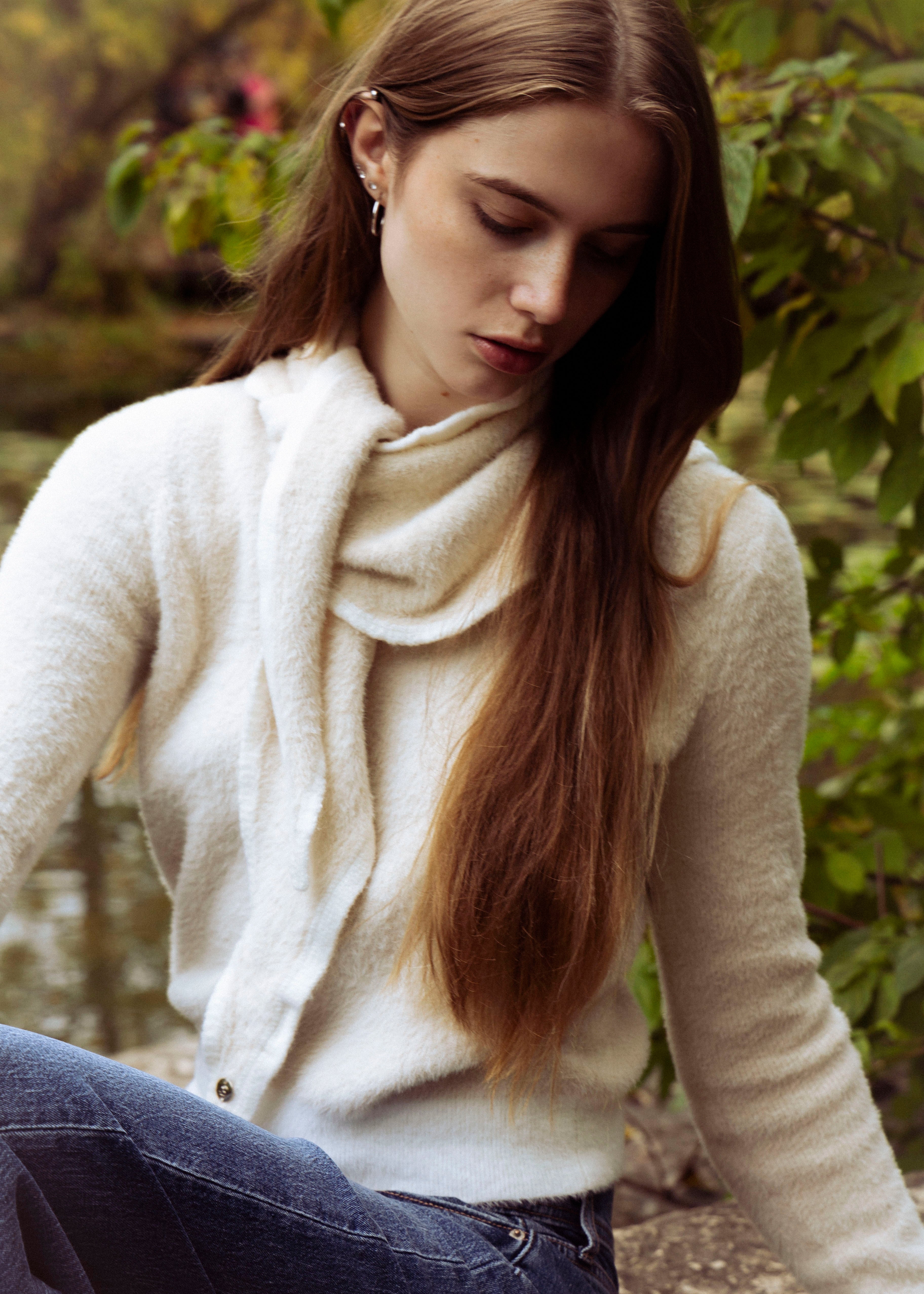 swatch_Birch rino and pelle heiko triangle scarf