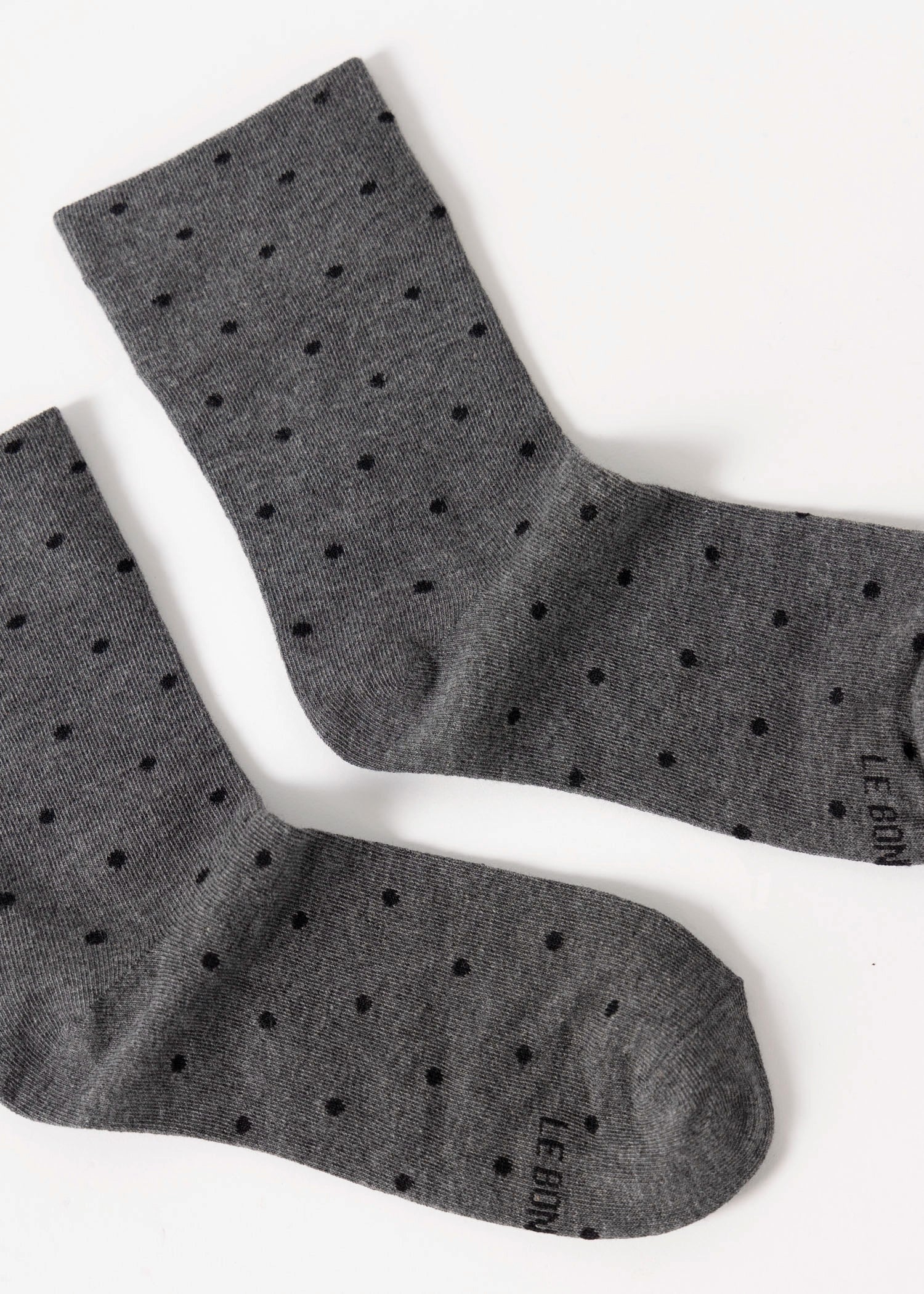swatch_Charcoal/Black le bon shoppe sneaker socks