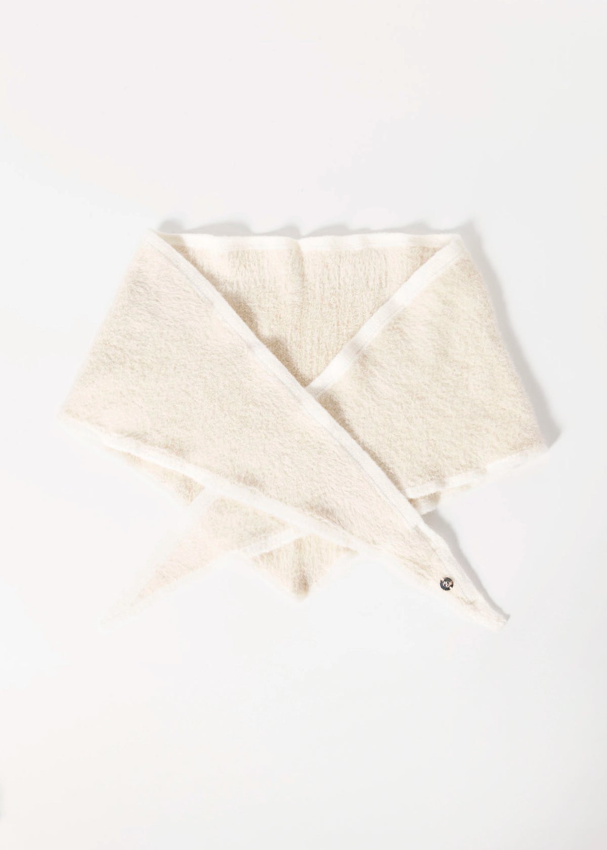 swatch_Birch rino and pelle heiko triangle scarf
