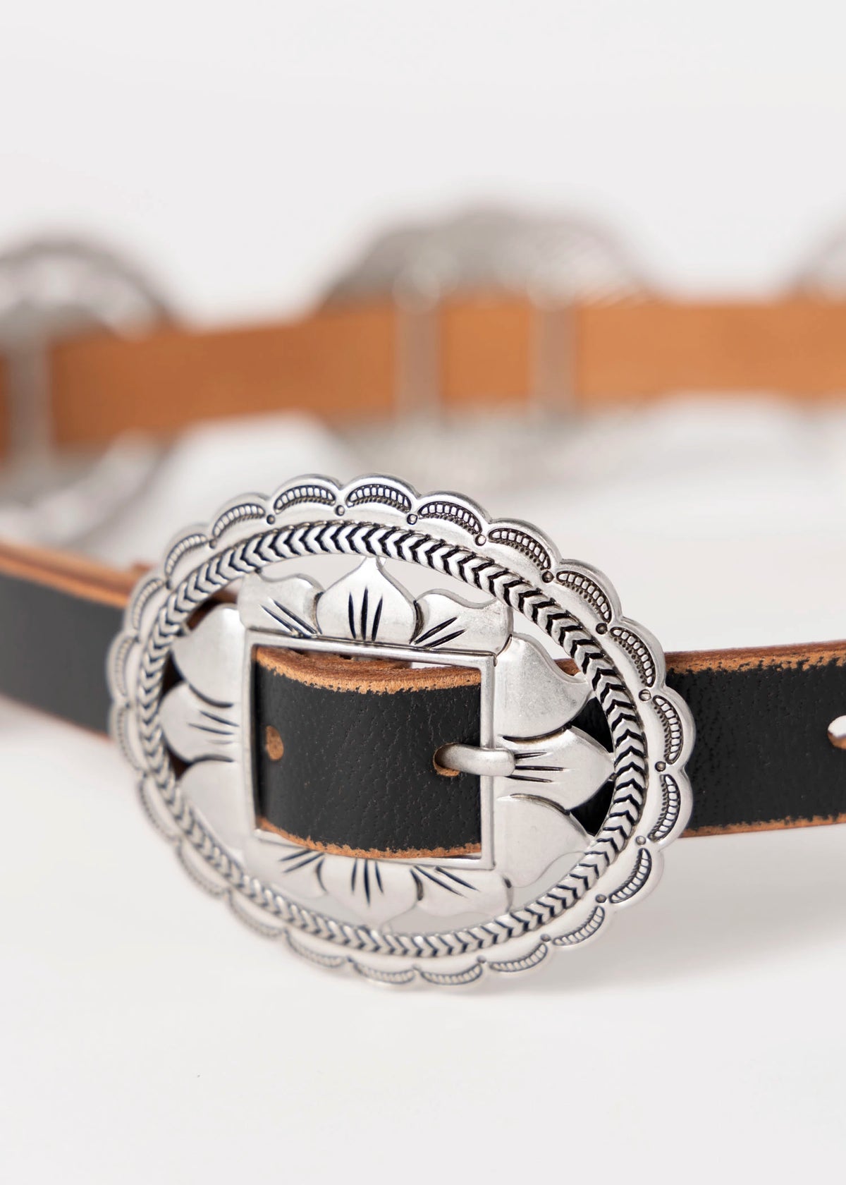 swatch_Black conchos leather distressed western belt