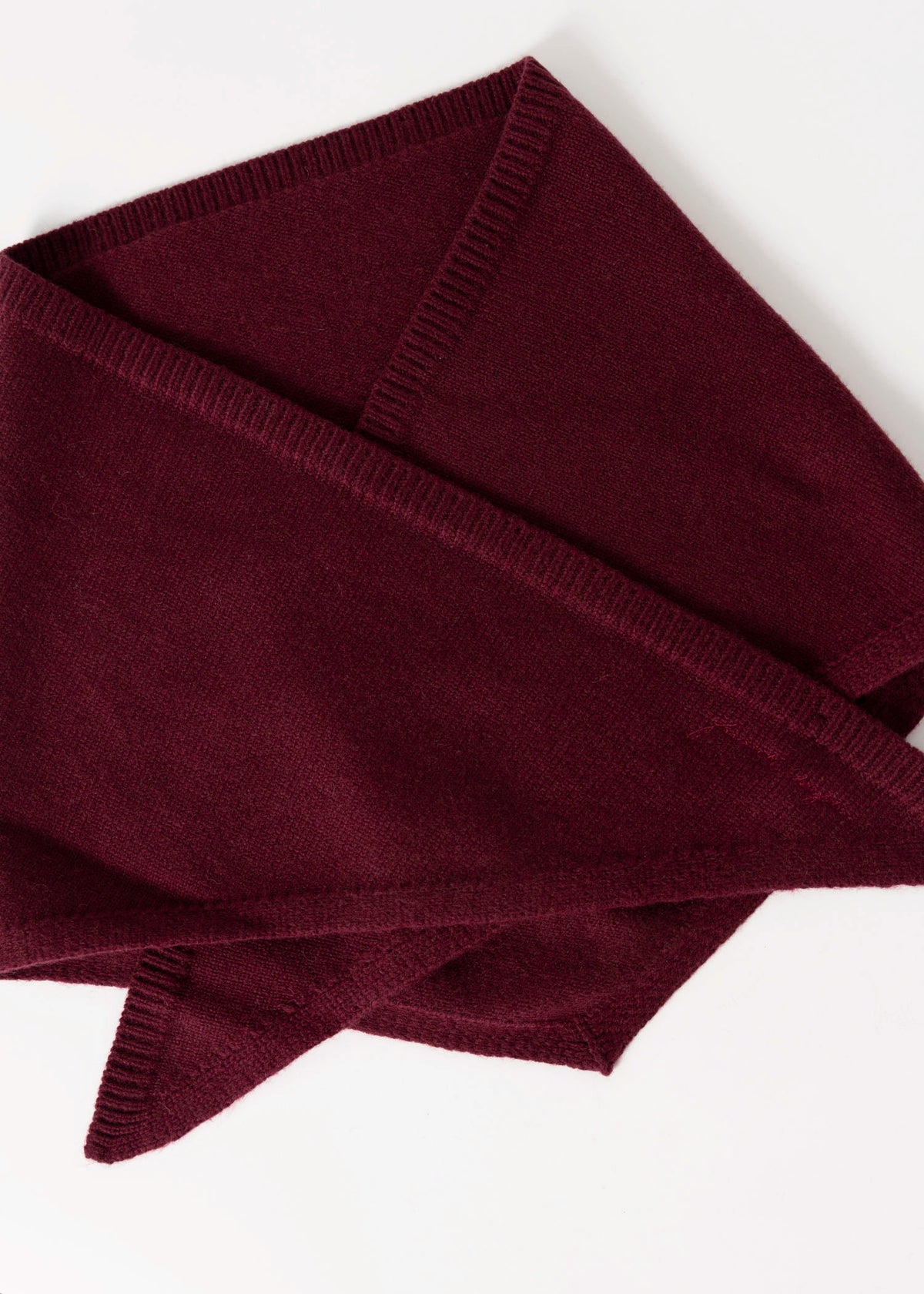 swatch_Burgundy favorite daughter the triangle scarf