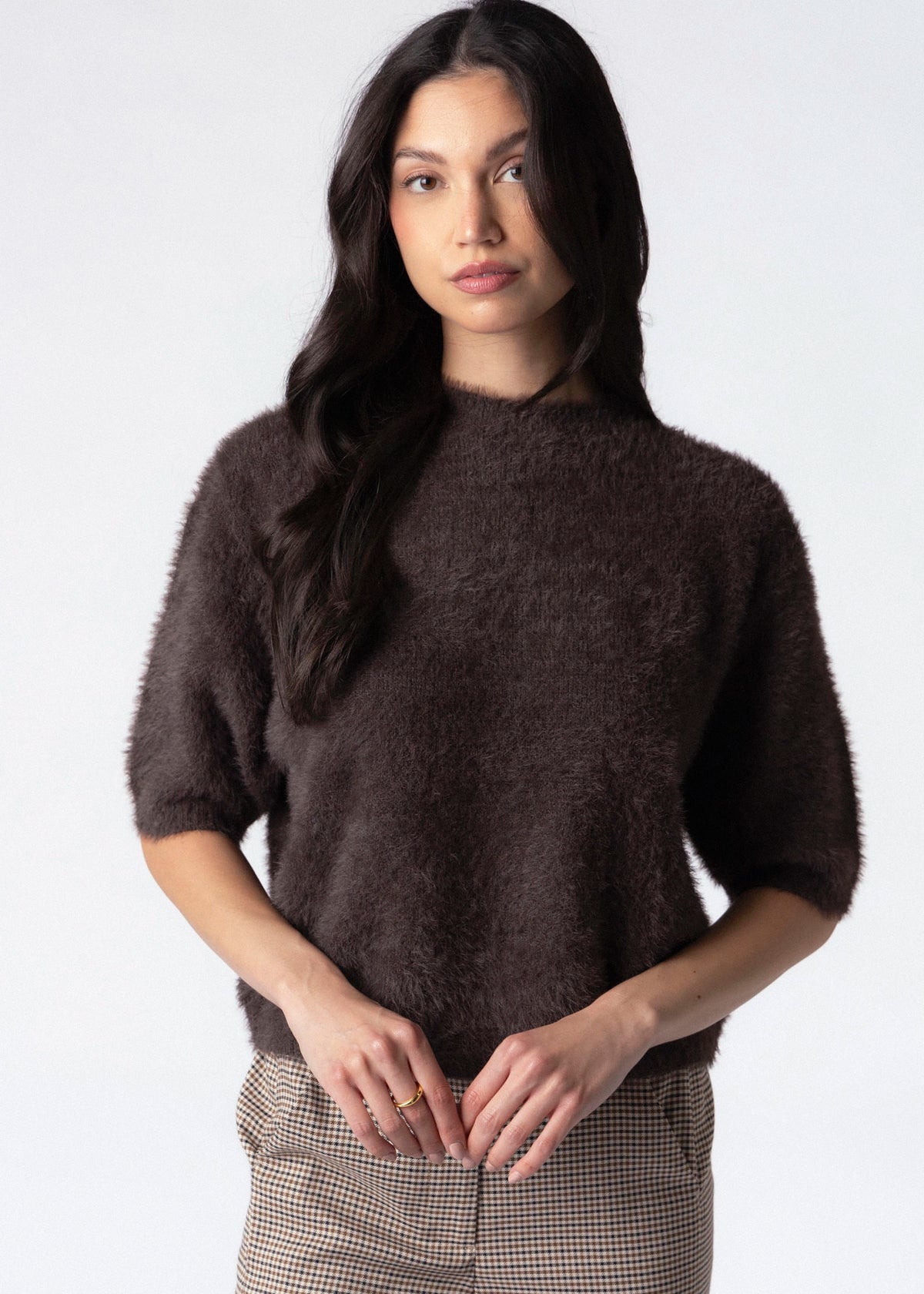 swatch_Chocolate fuzzy knit cropped sweater