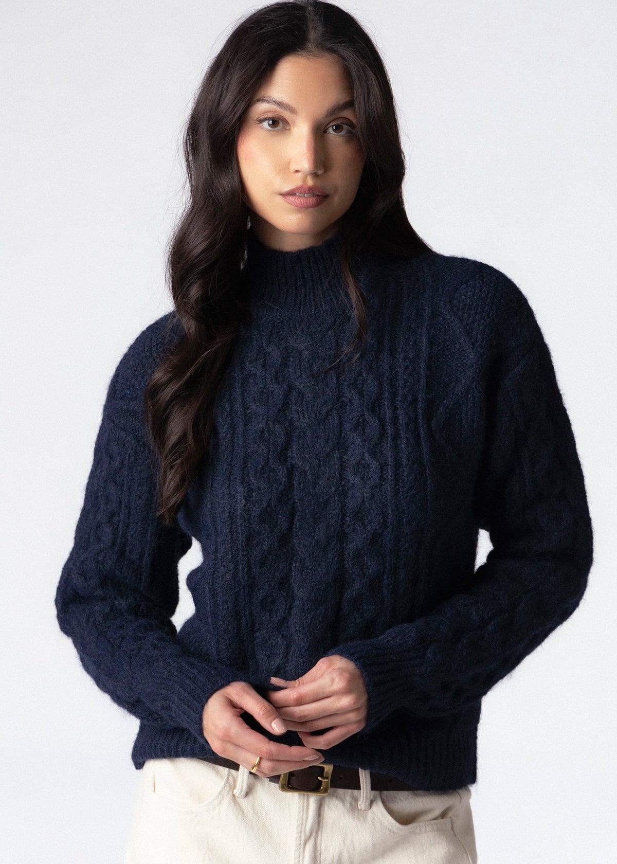 swatch_Navy rd style cable knit sweater
