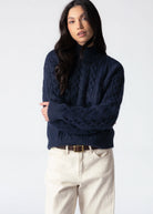 swatch_Navy rd style cable knit sweater