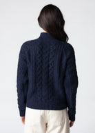 swatch_Navy rd style cable knit sweater