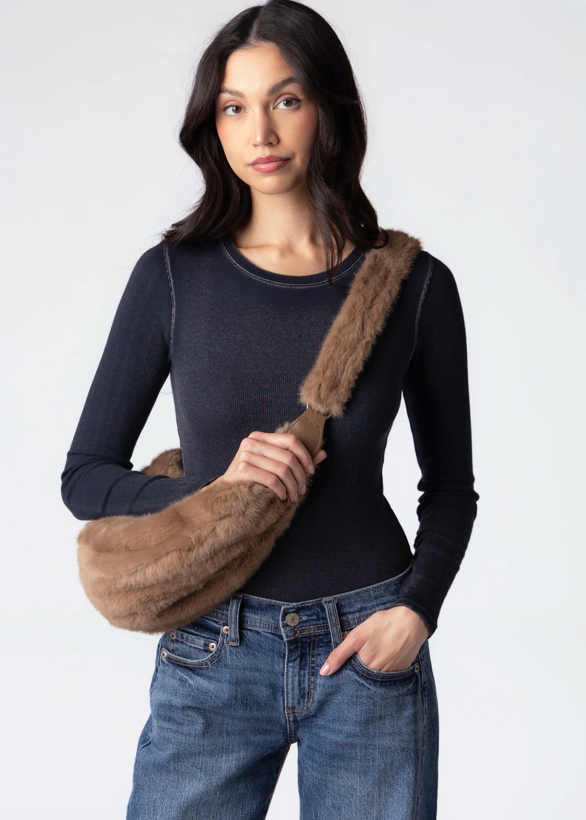 swatch_Toast rino and pelle Nayla faux fur crossbody bag