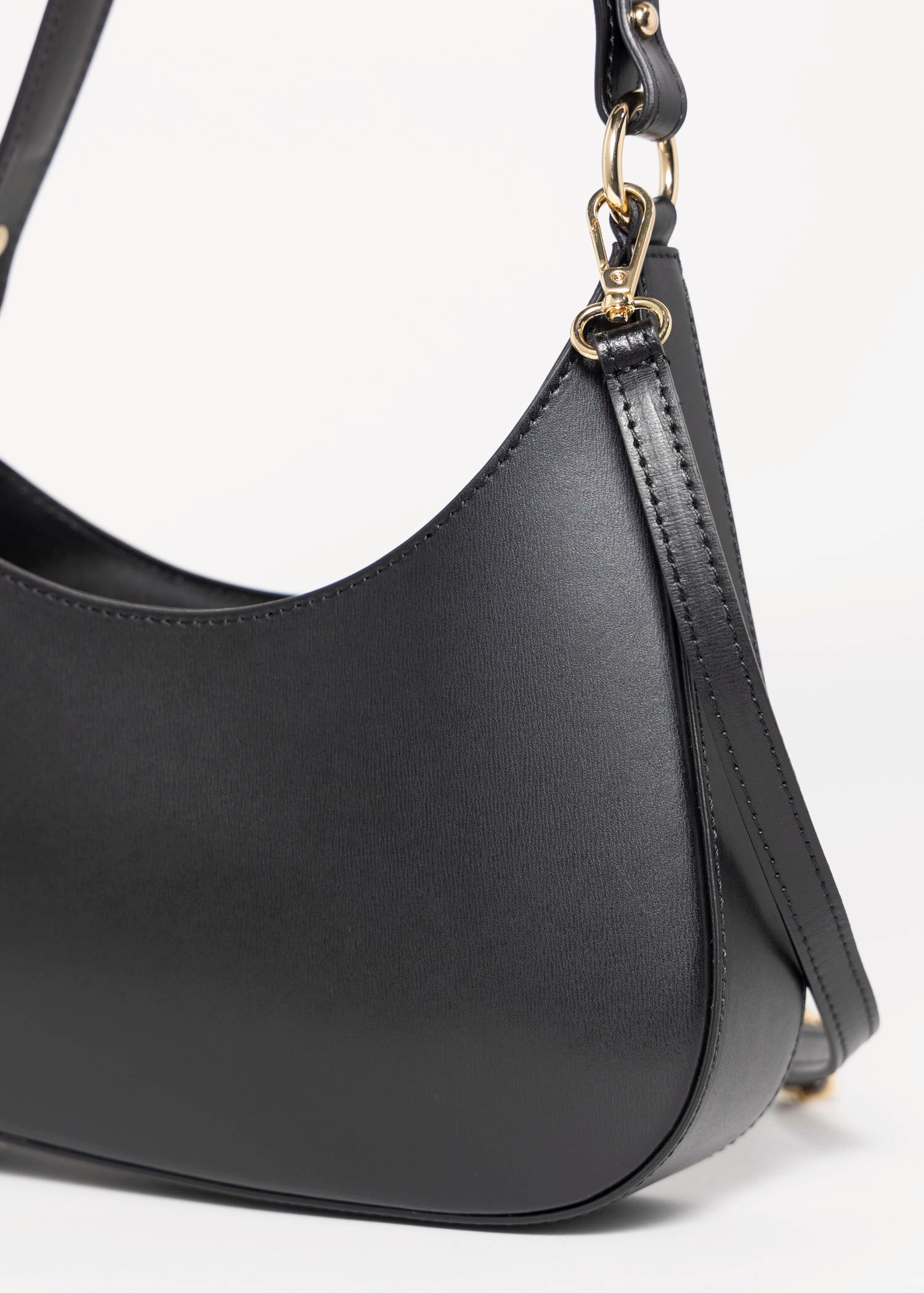 swatch_Black margaret italian leather shoulder bag