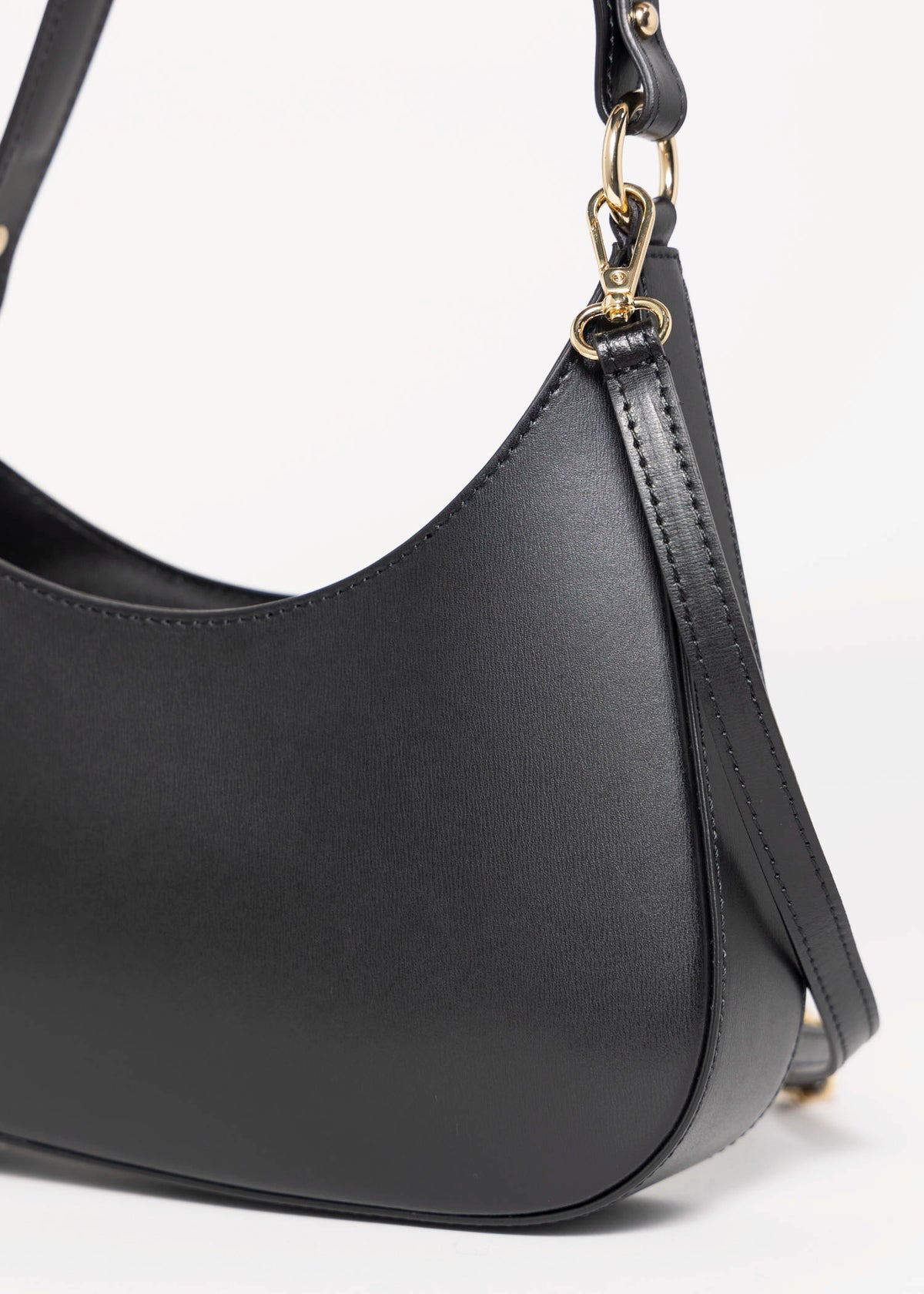 swatch_Black margaret italian leather shoulder bag