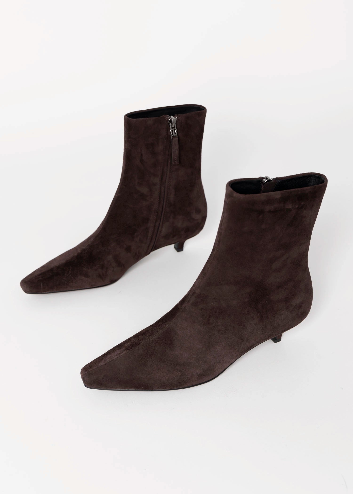 swatch_Chocolate Suede bibi lou azra 30 heeled ankle boot