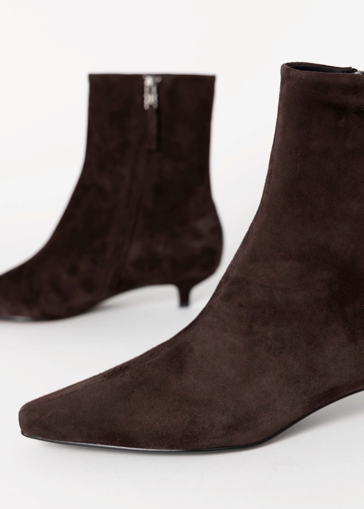 swatch_Chocolate Suede bibi lou azra 30 heeled ankle boot