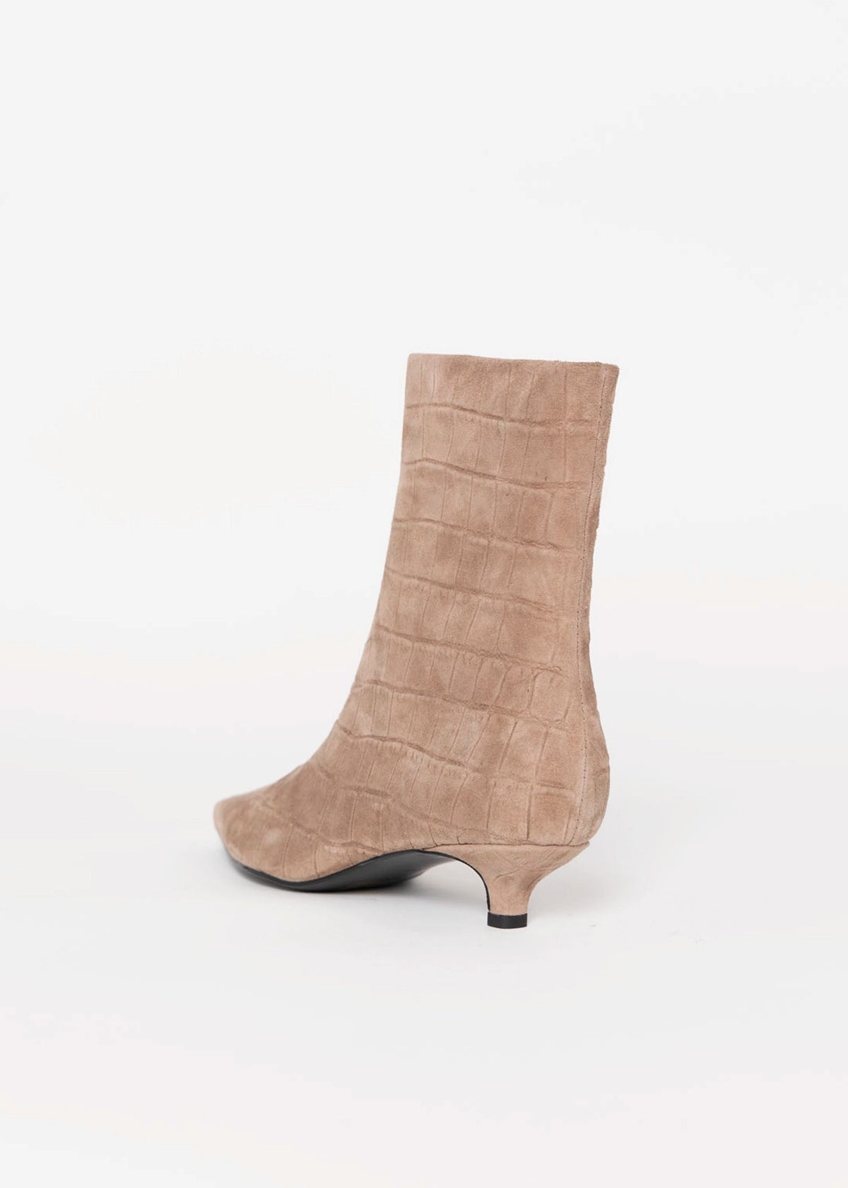 swatch_Taupe Croco Suede bibi lou azra 30 heeled ankle boot