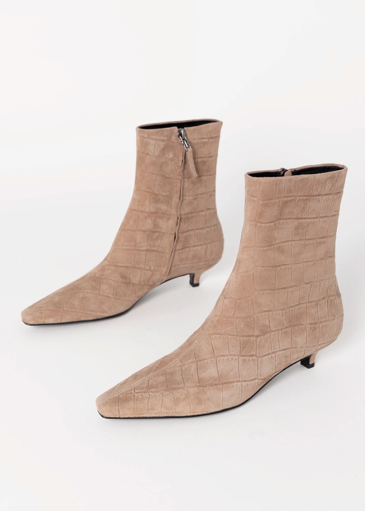 swatch_Taupe Croco Suede bibi lou azra 30 heeled ankle boot
