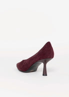 swatch_Burgundy Croco bibi lou tiare suede pump