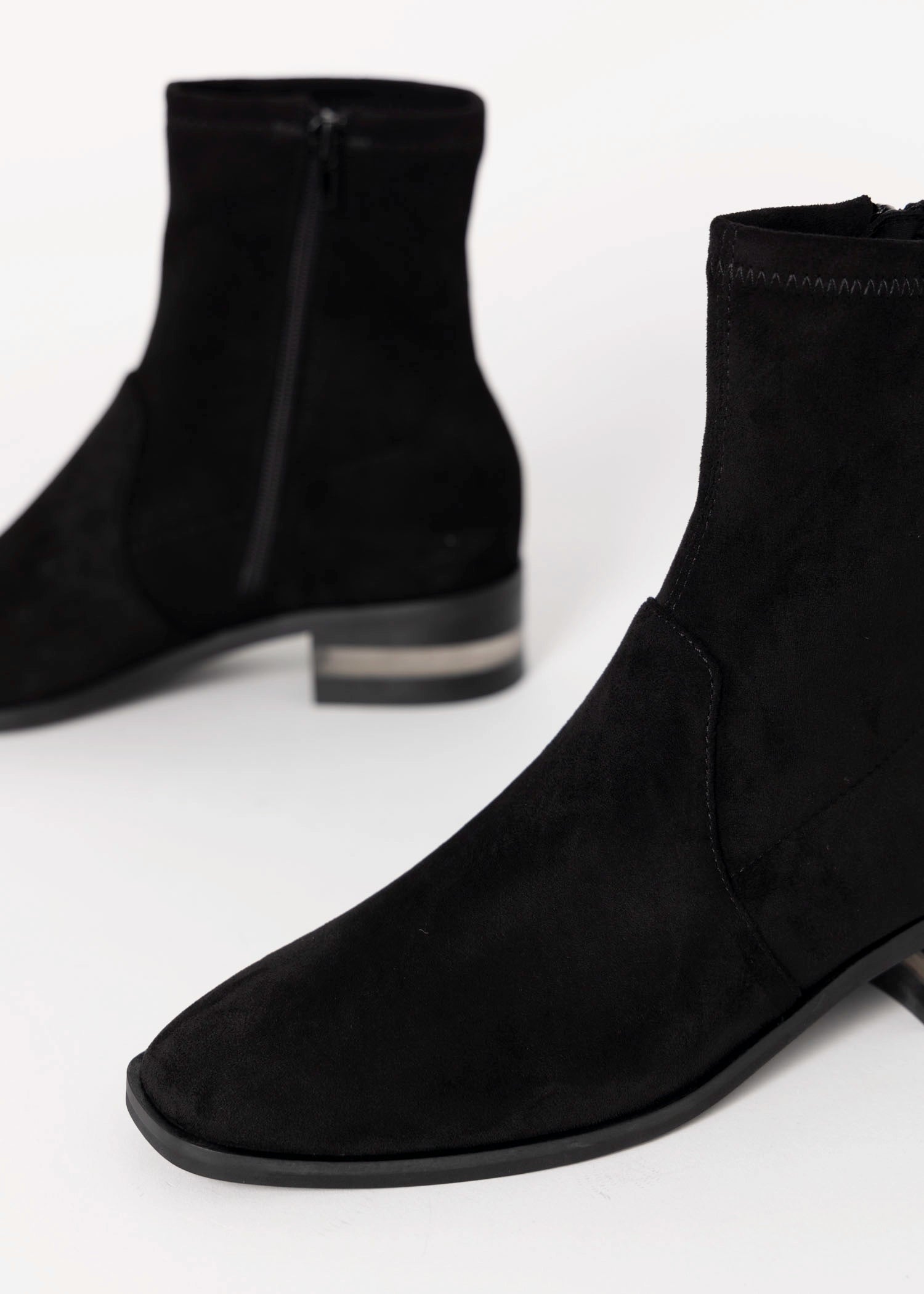 swatch_Black silent d fuller stretch ankle boot