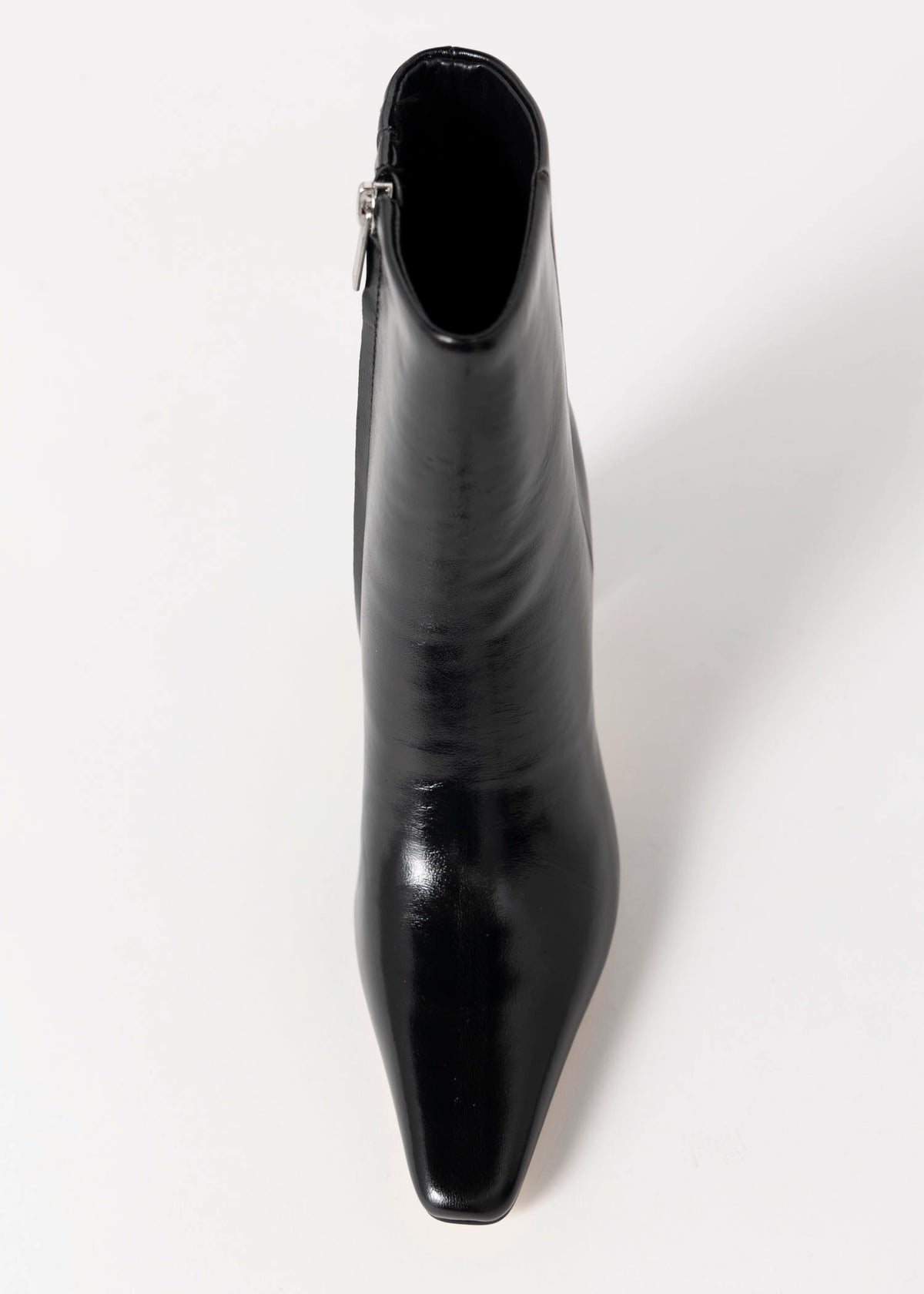 swatch_Black Leather marc fisher ellsie heeled bootie