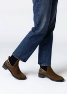 swatch_Khaki 4ccccees forma ena chelsea boot