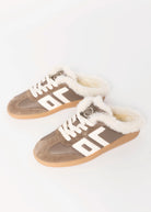 swatch_Taupe/Butter Back70 easter FL shearling lined sneaker