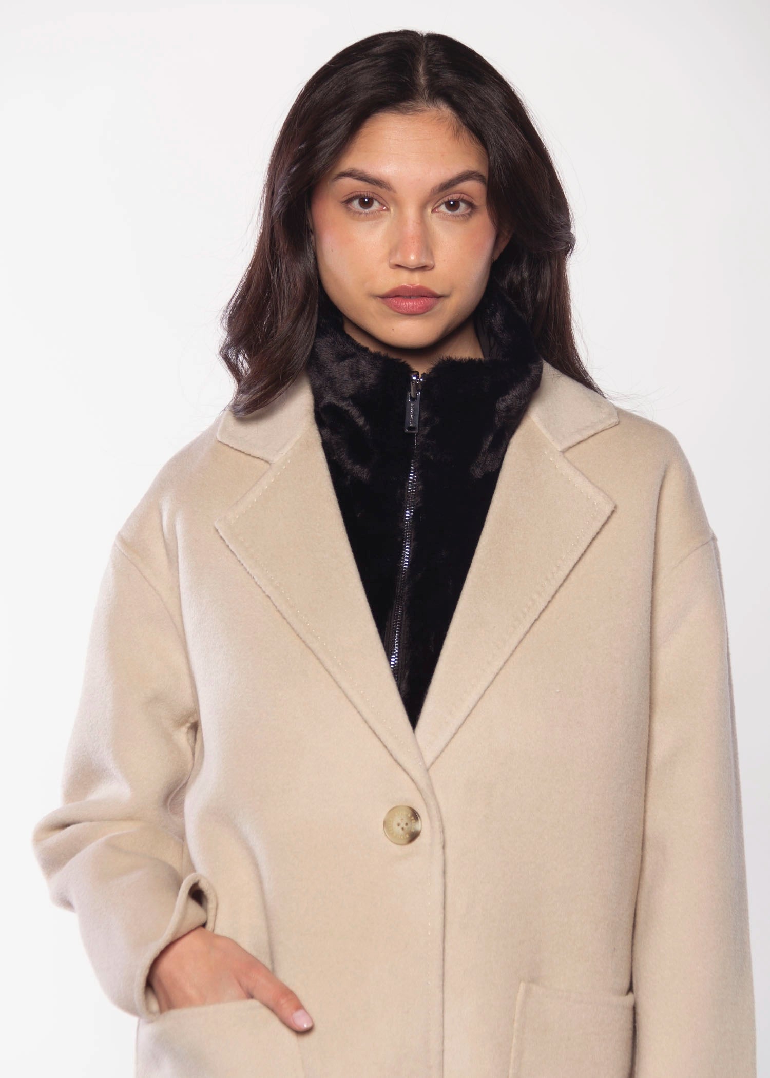 swatch_Black nura jacket insert