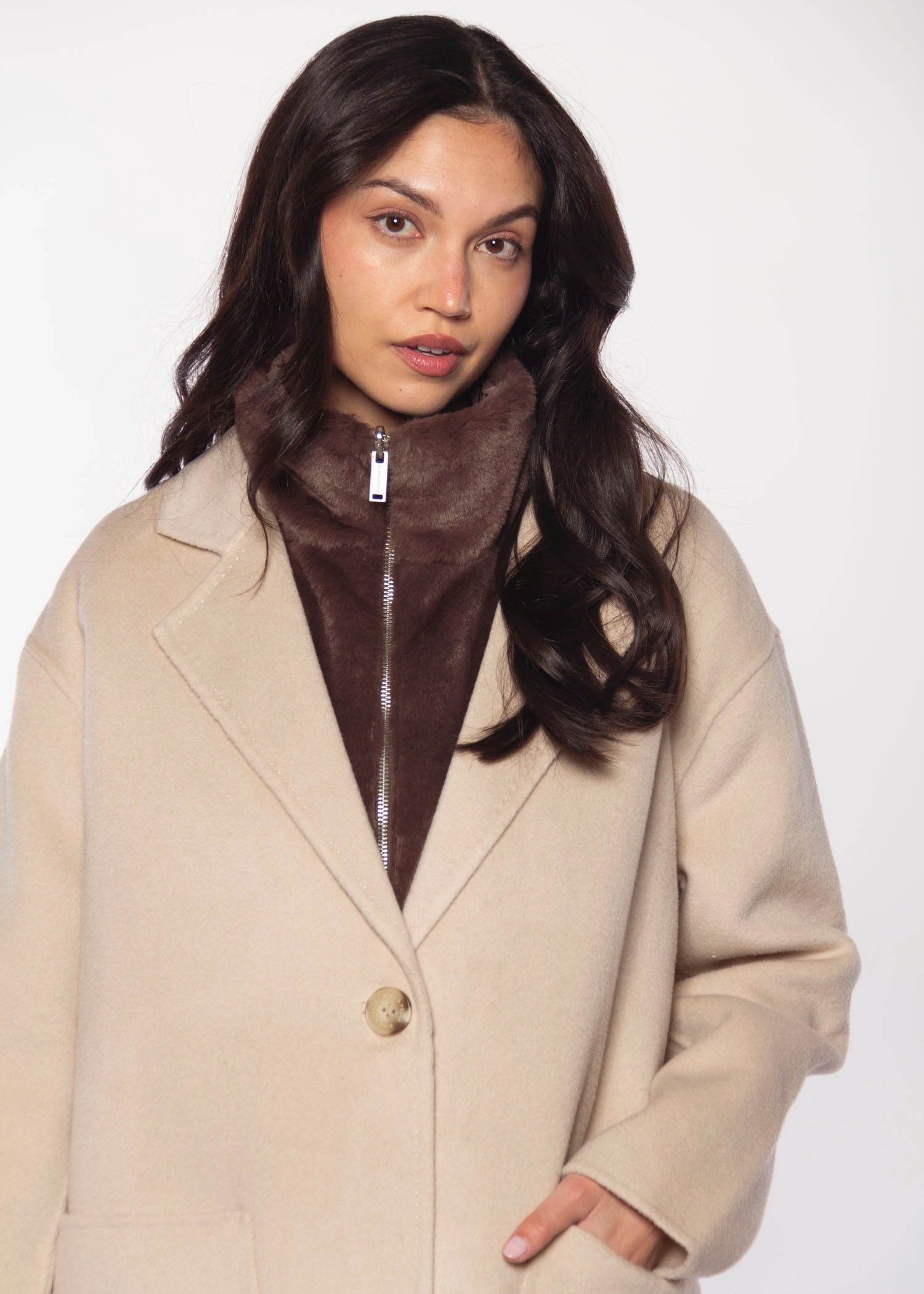 swatch_Dark Toffee nura jacket insert