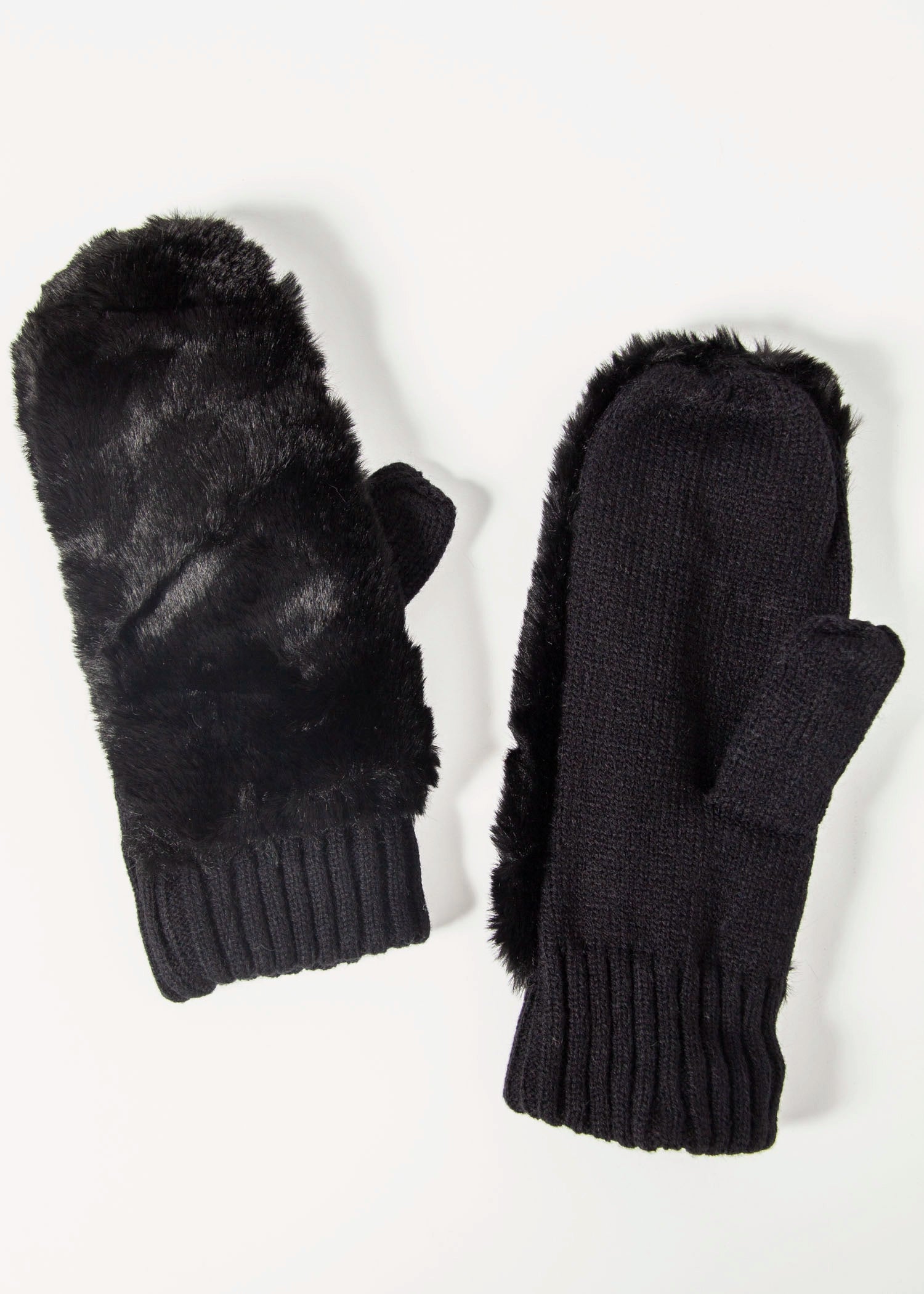 swatch_Black oxo faux fur mittens