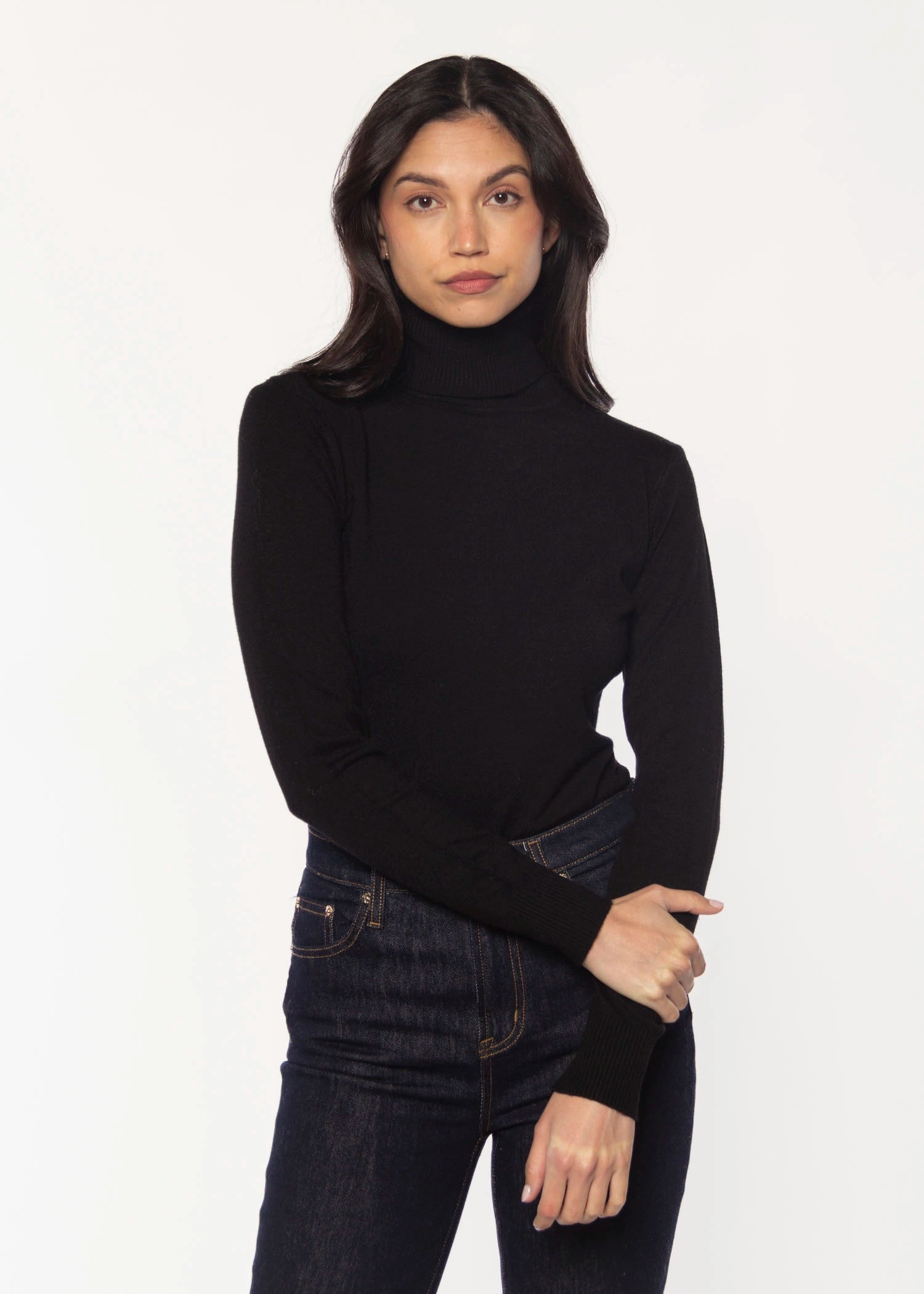 swatch_Black silene sweater