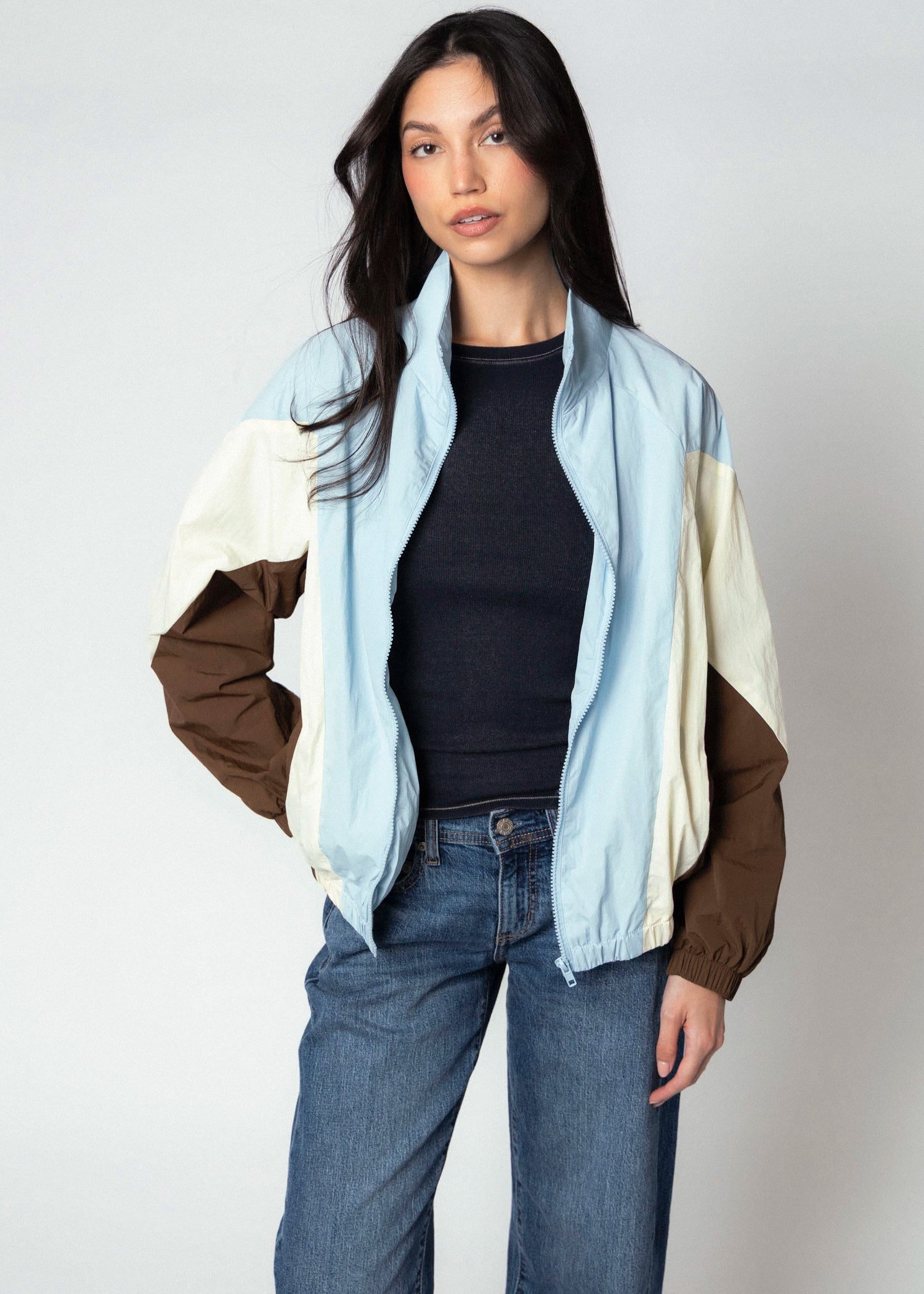 swatch_Blue/Cream pretty garbage goldie funnel neck windbreaker jacket