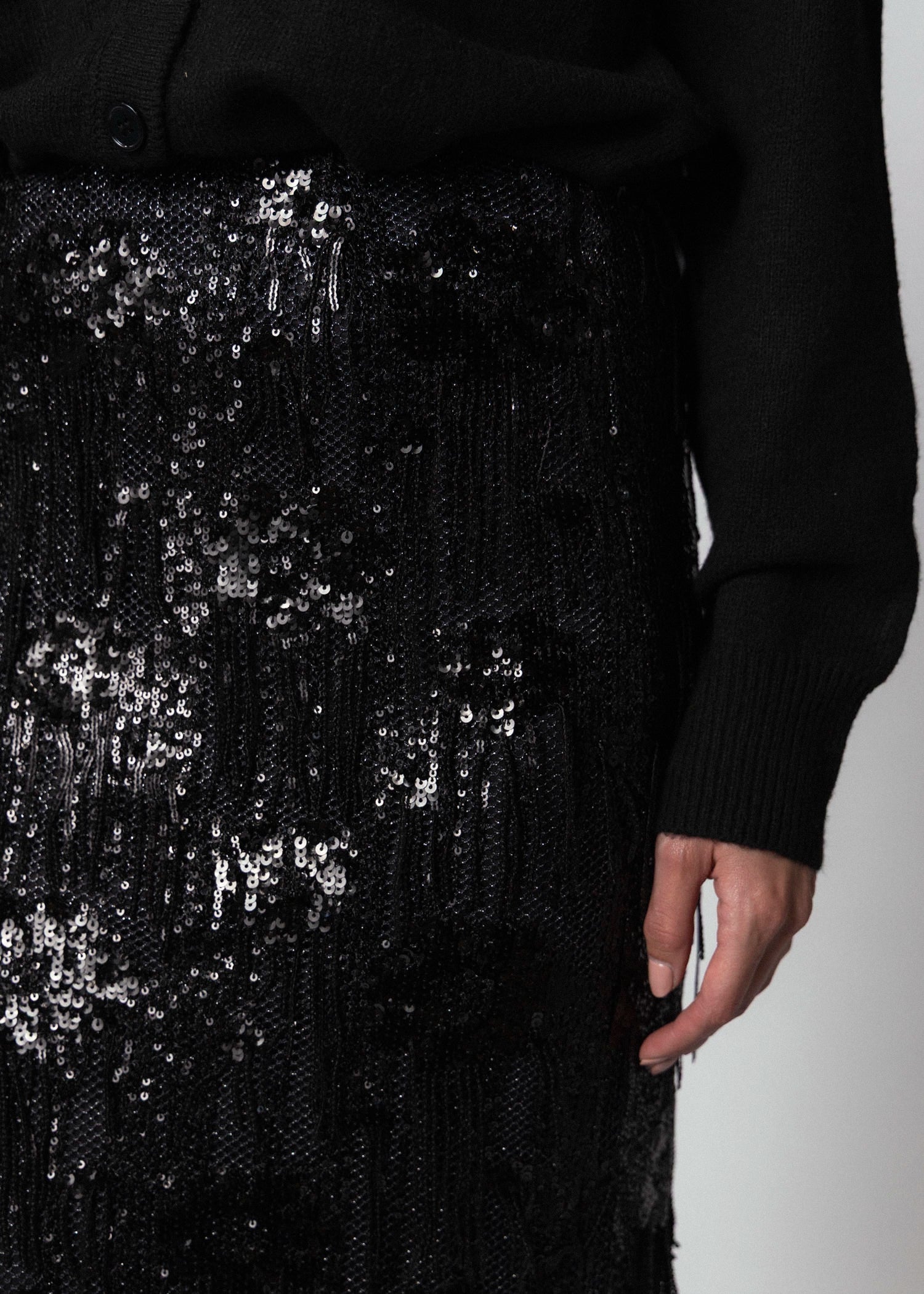 swatch_Black fifteen twenty arden sequin midi skirt