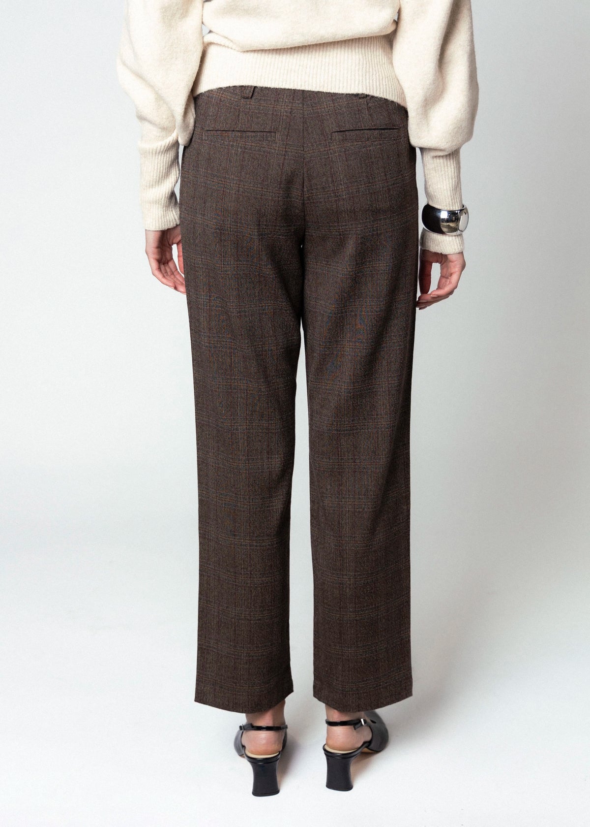 swatch_Espresso kut from the kloth avery plaid trouser pant
