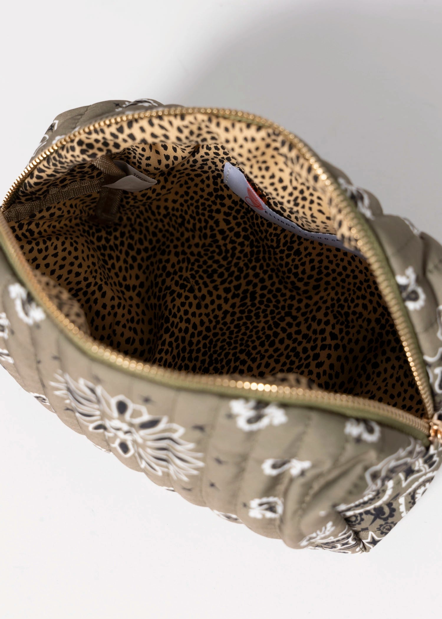swatch_Olive bandana print cosmetic bag