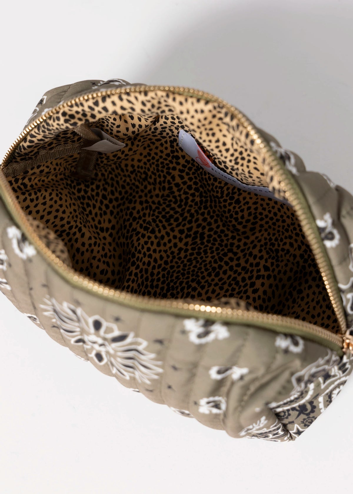 swatch_Olive bandana print cosmetic bag