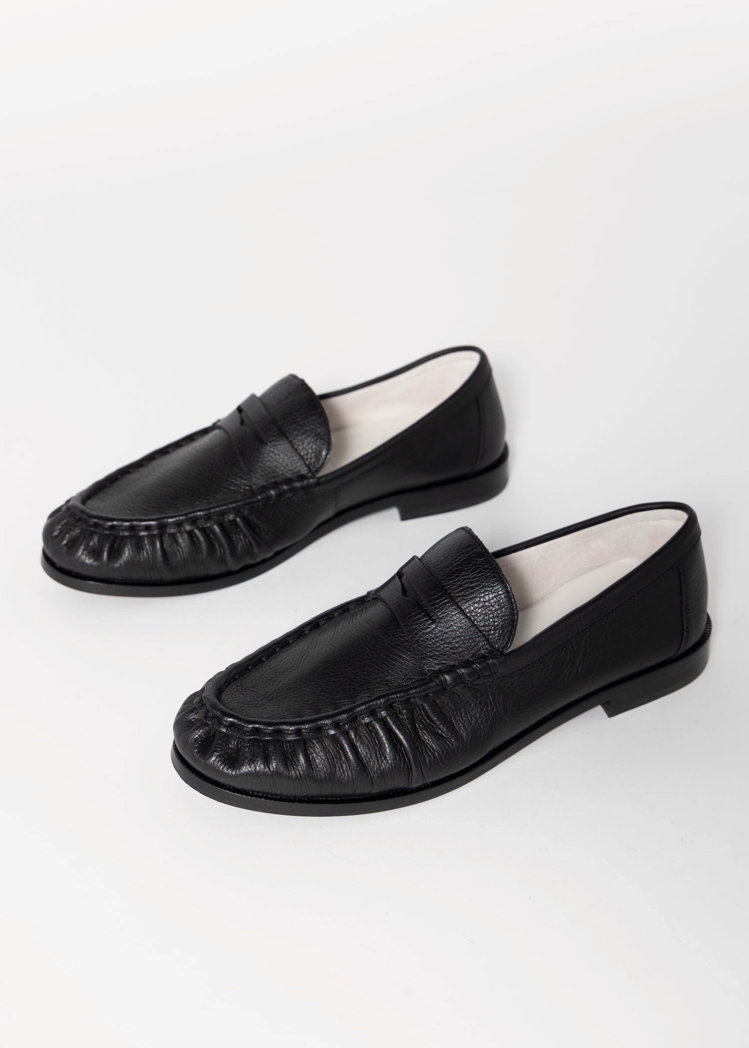 swatch_Black Leather oncept dover penny loafer