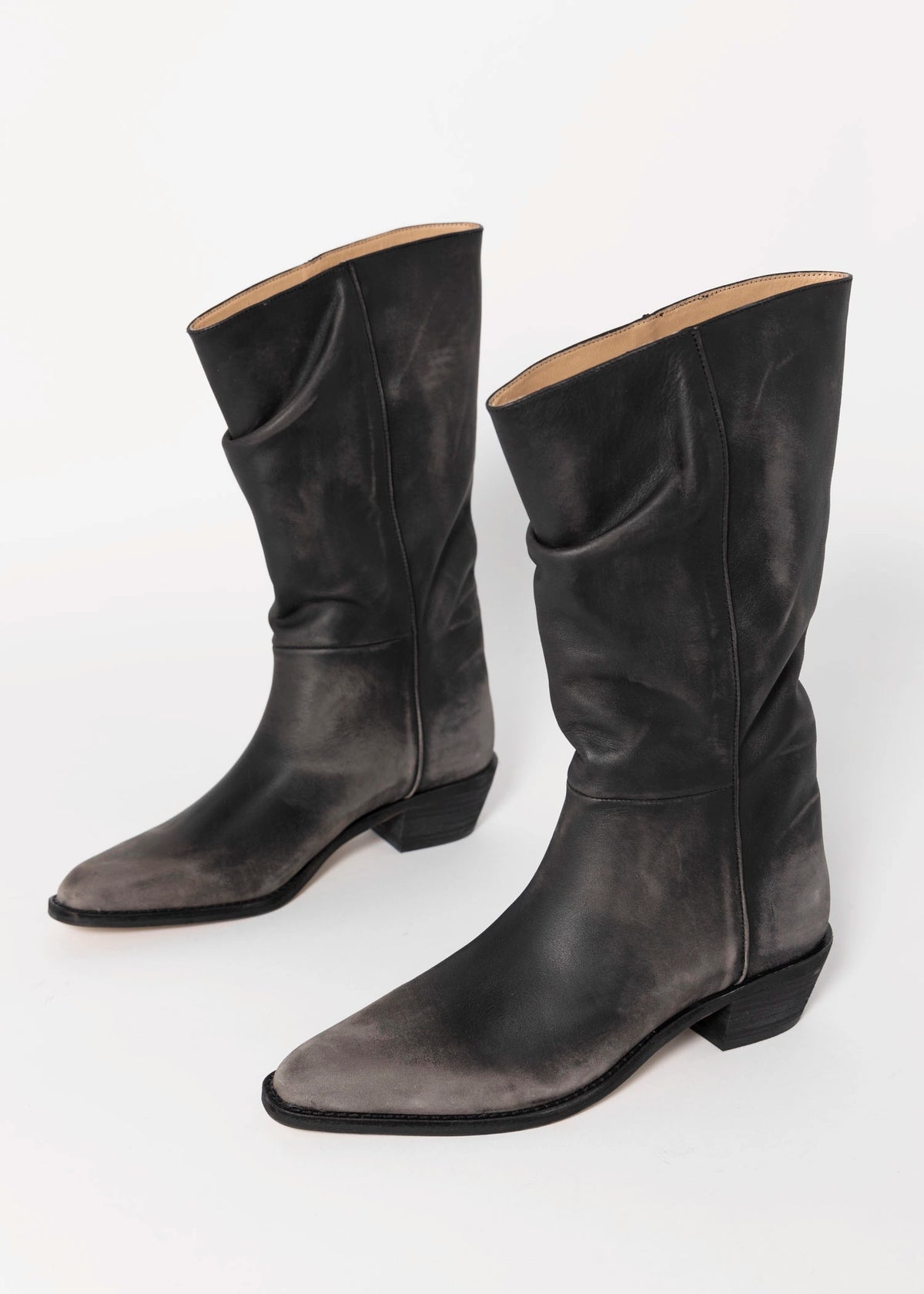 swatch_Black Brush Off silent d kacey distressed western boot