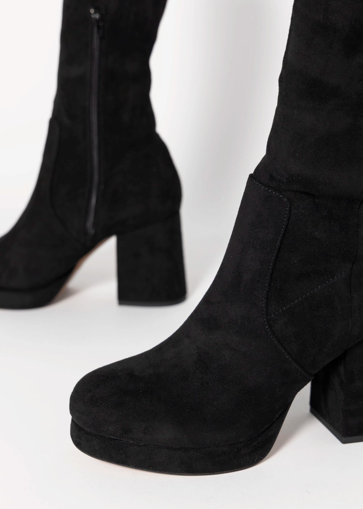 swatch_Black silent d georgia stretch platform boot