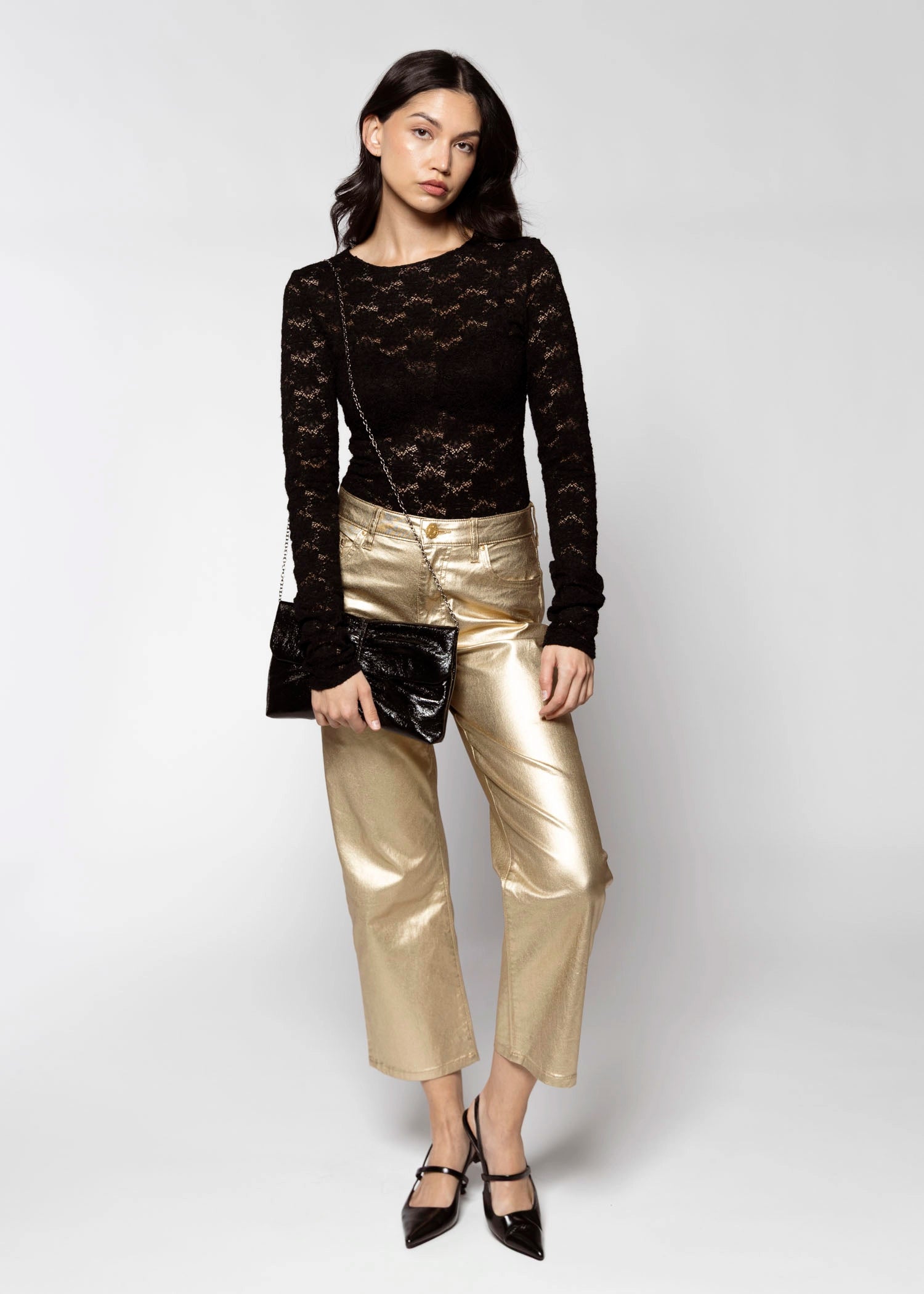 swatch_Black ruched evening clutch