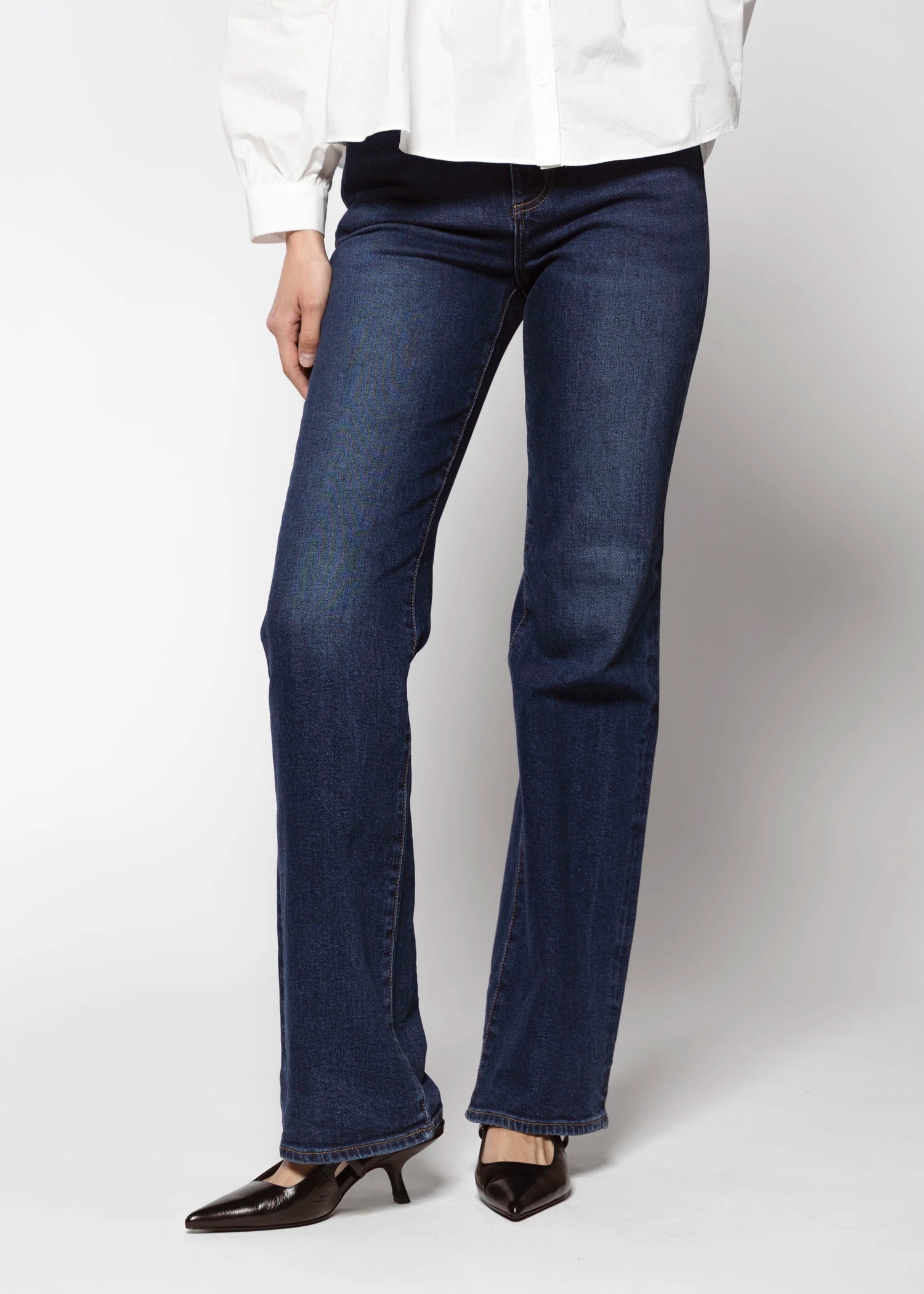 swatch_Dark Denim evie bootcut jeans