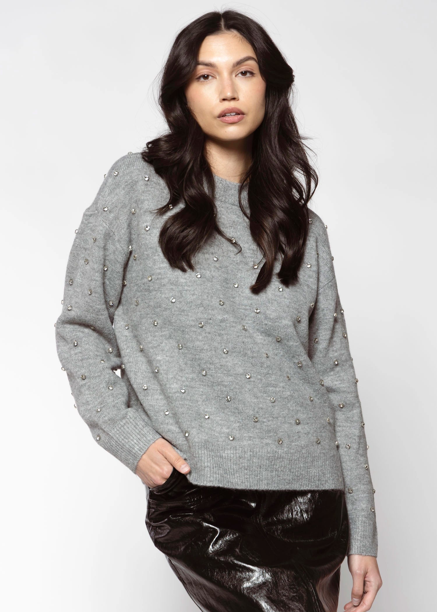 swatch_Grey aura sweater