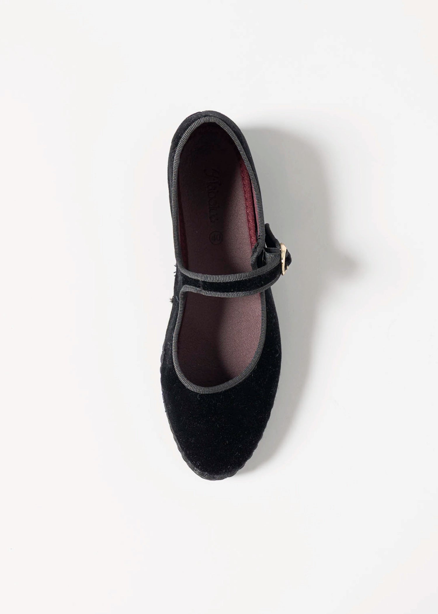 swatch_Black velvet mary jane flabelus