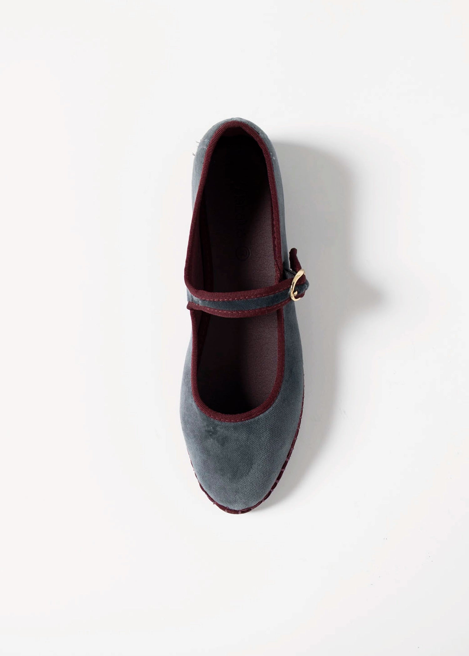 swatch_Grey velvet mary jane flabelus