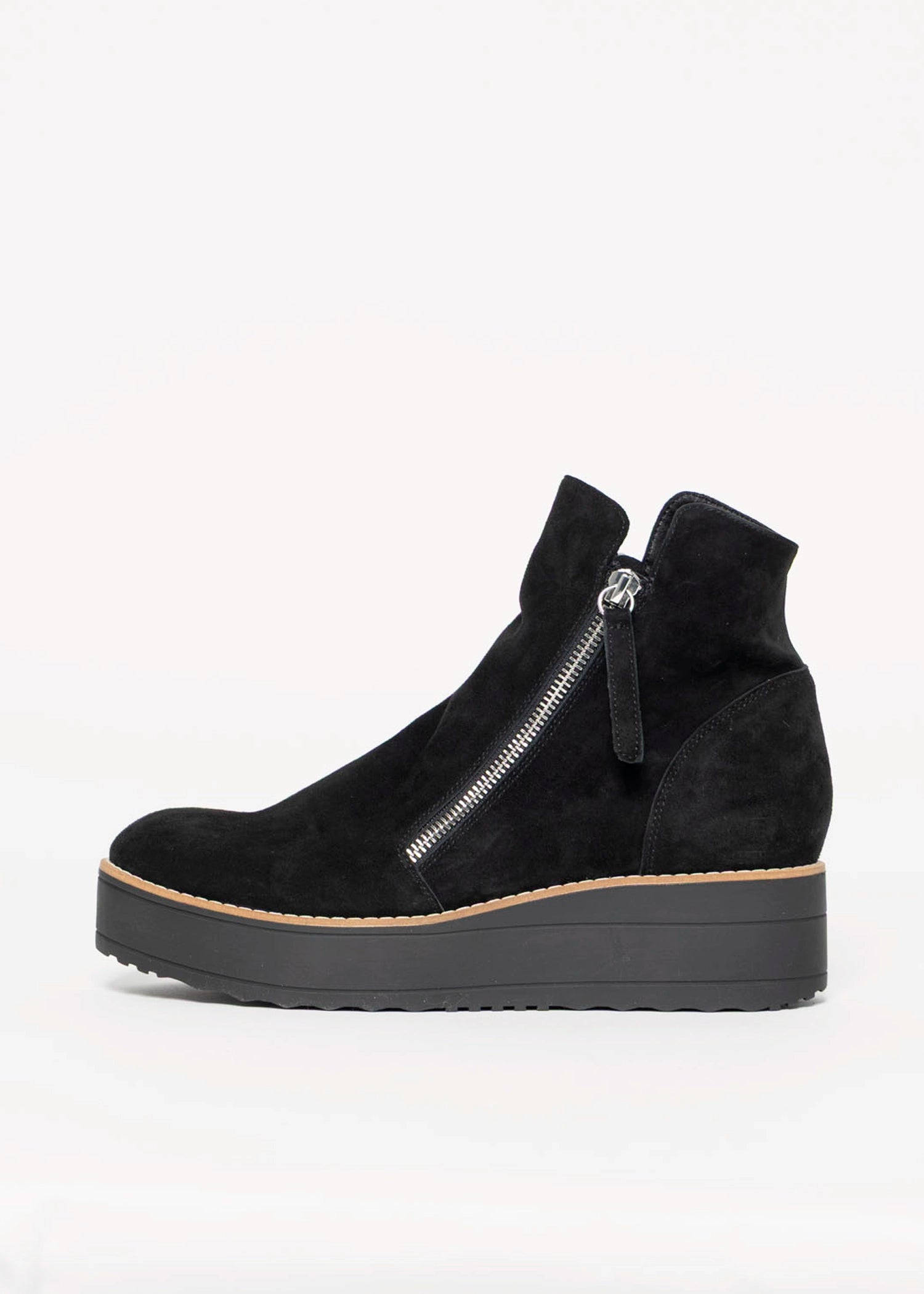 swatch_Black Suede nene platform boot