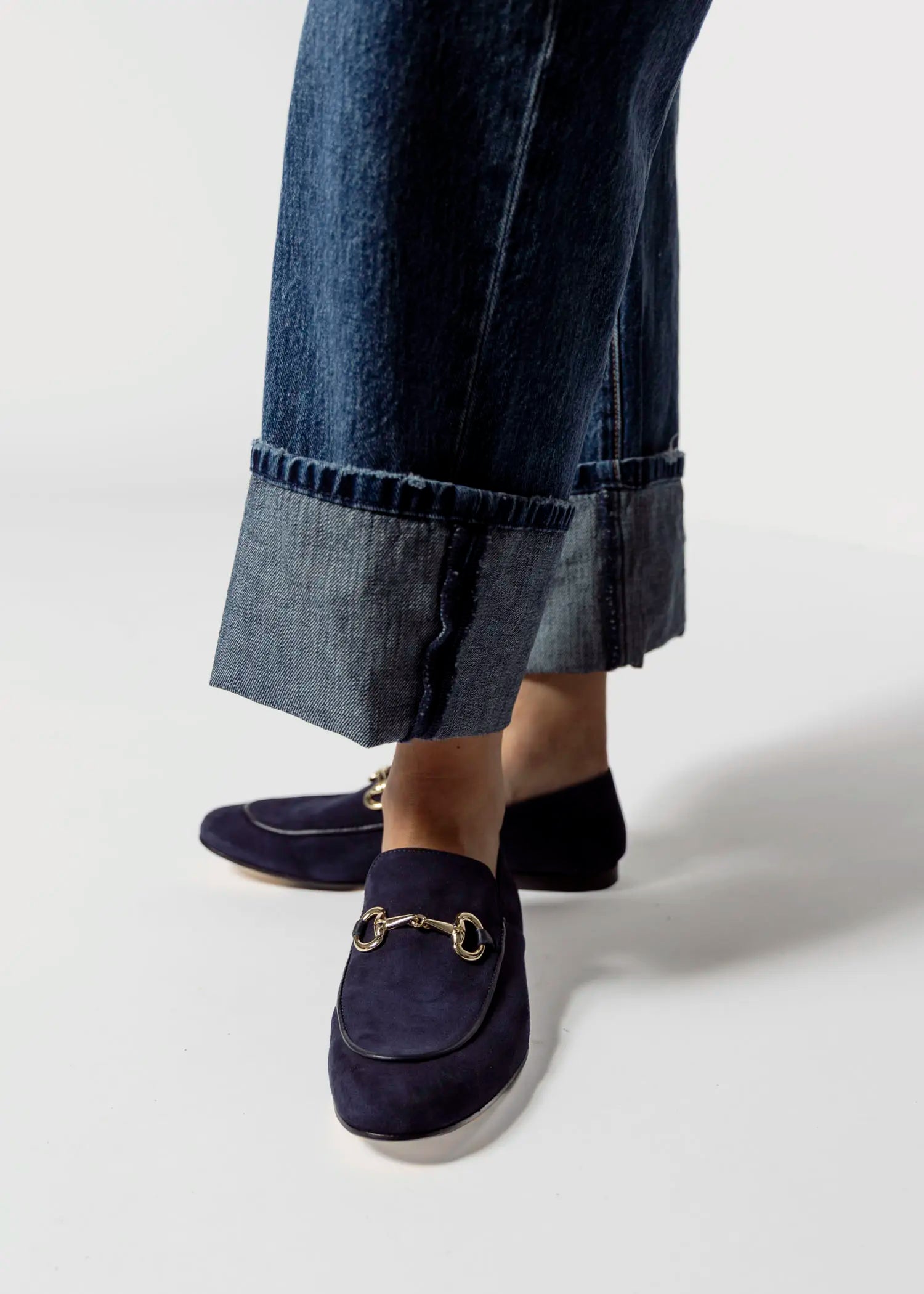 swatch_navy suede loafer with bit flat shoes