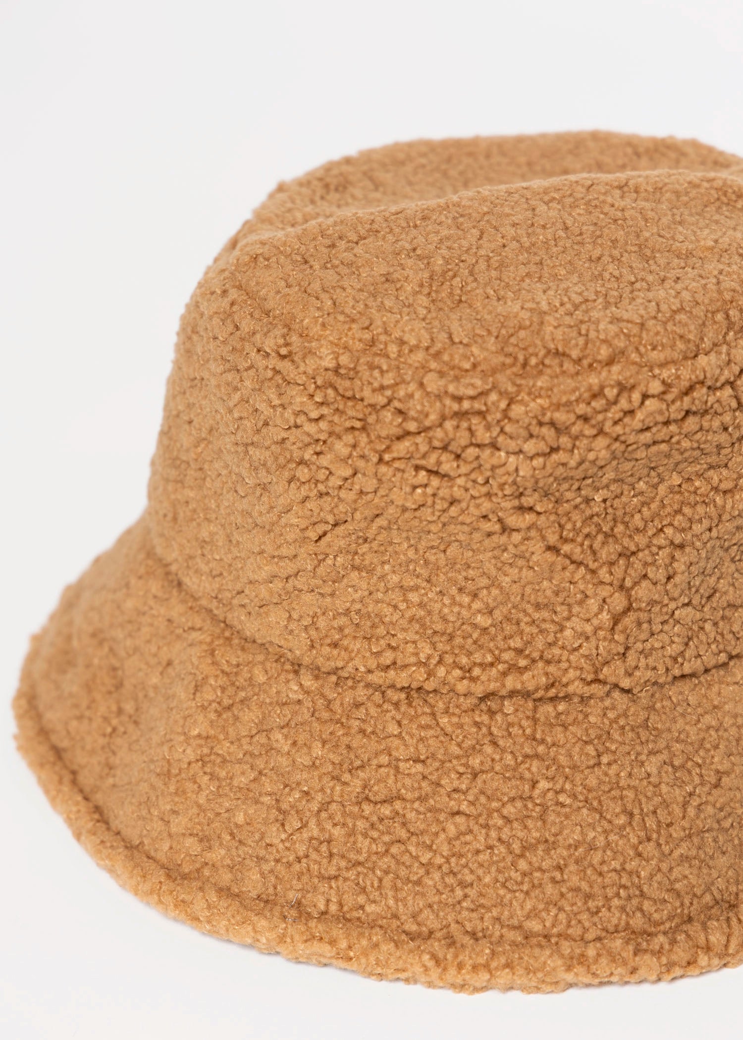 swatch_Camel jackson sherpa bucket hat