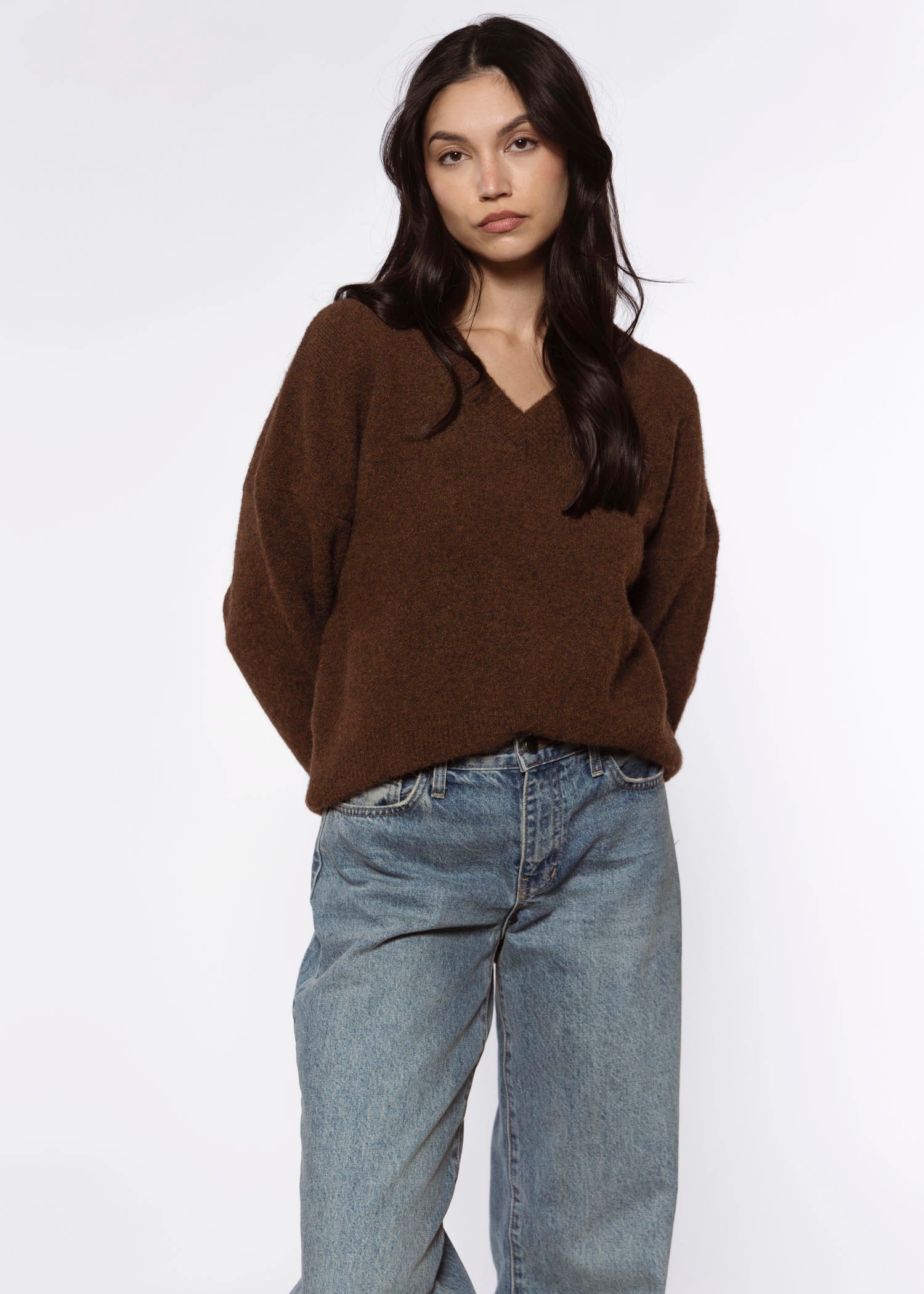 swatch_Brown v neck cardigan sweaters