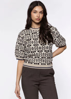 swatch_Black/Beige short sleeve sweater