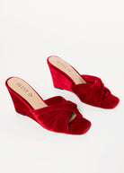 swatch_Red Velvet Katia wedge 