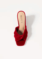 swatch_Red Velvet Katia wedge 