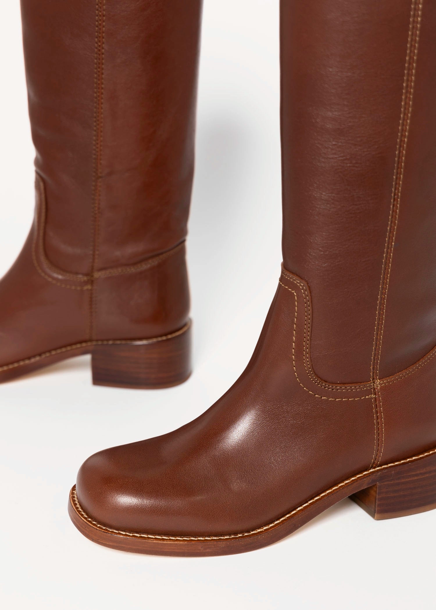 swatch_Rust riggs knee hight boots