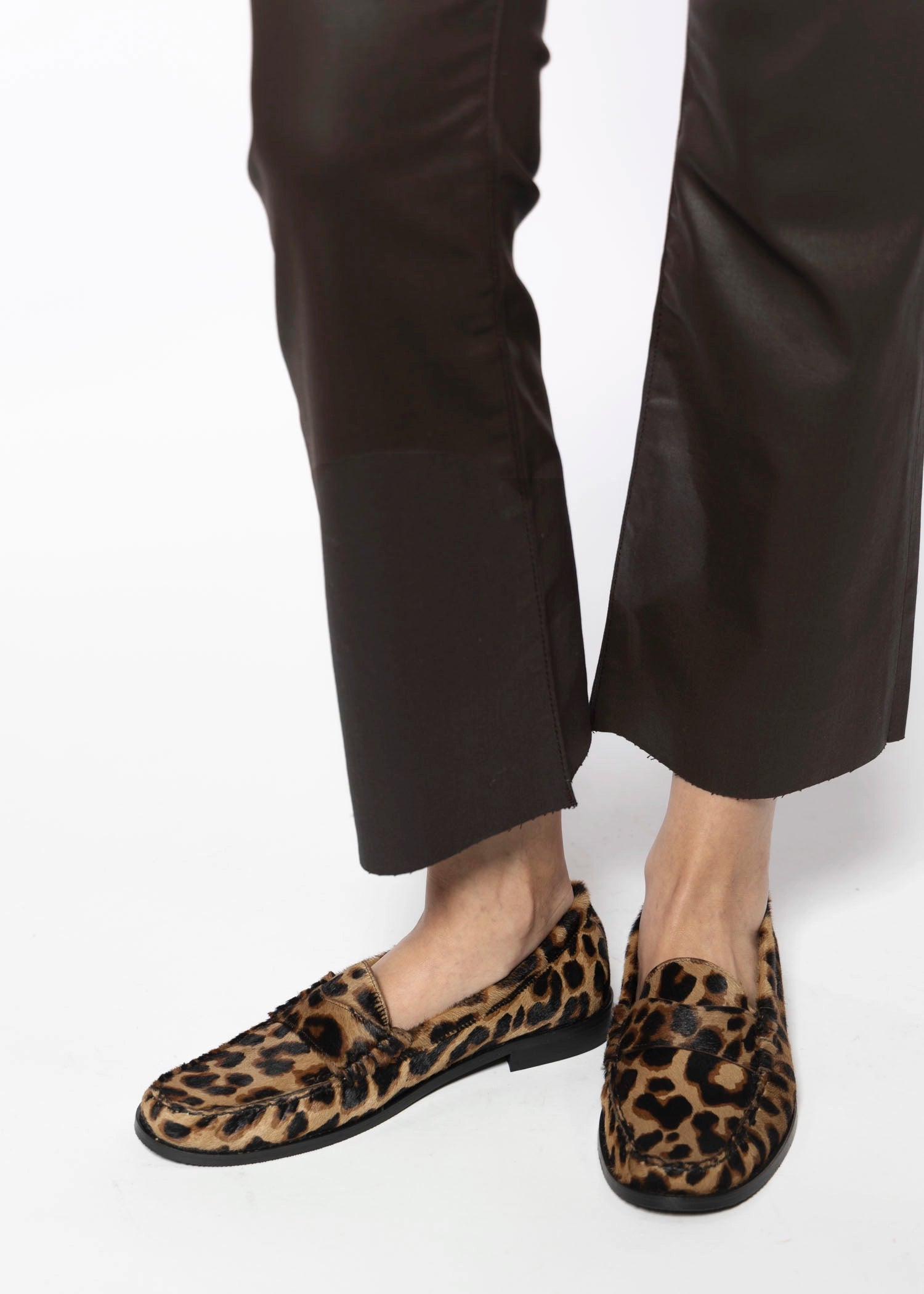 swatch_Leopard Haircalf penny loafer