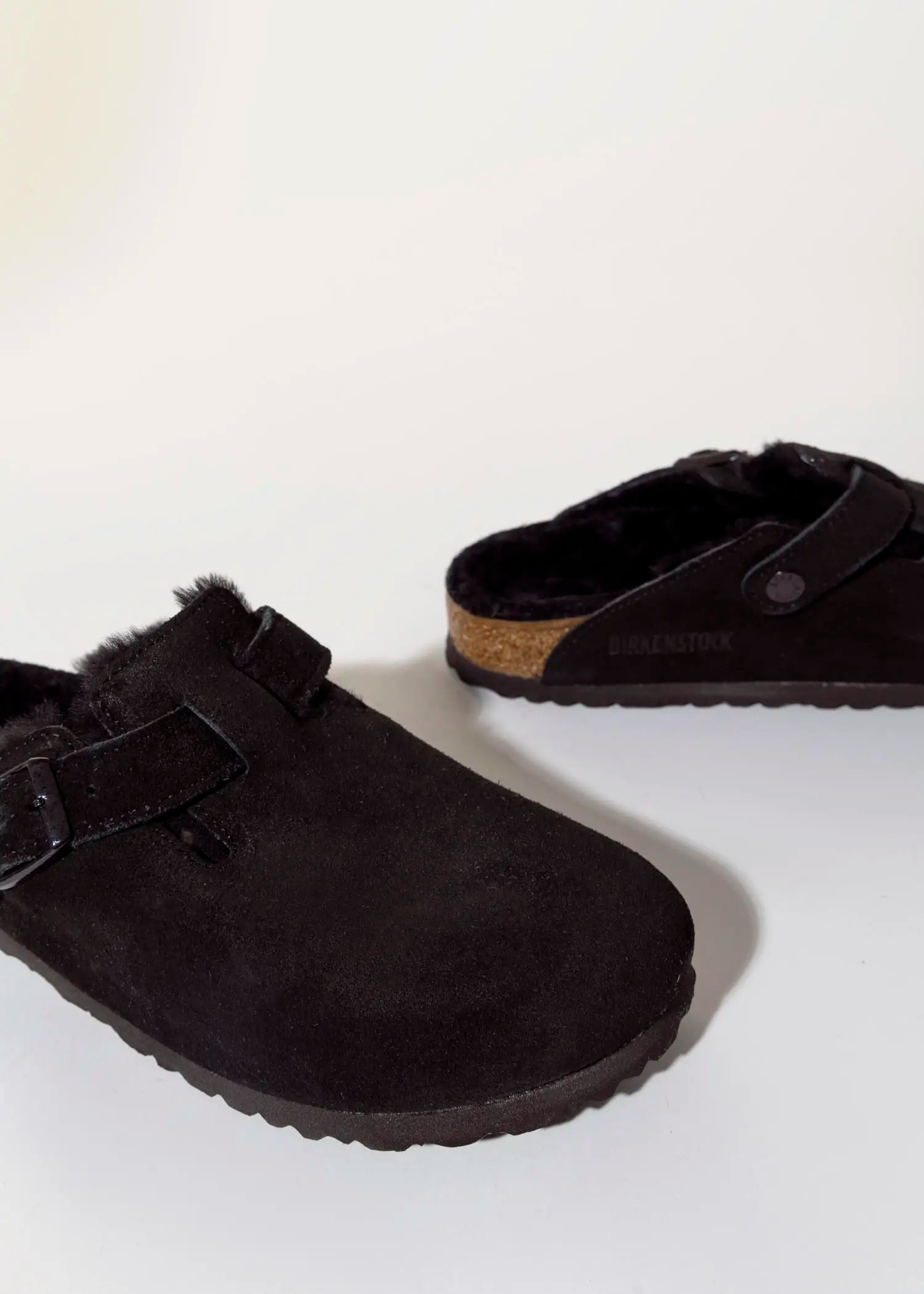 swatch_black suede boston shearling clog clogs