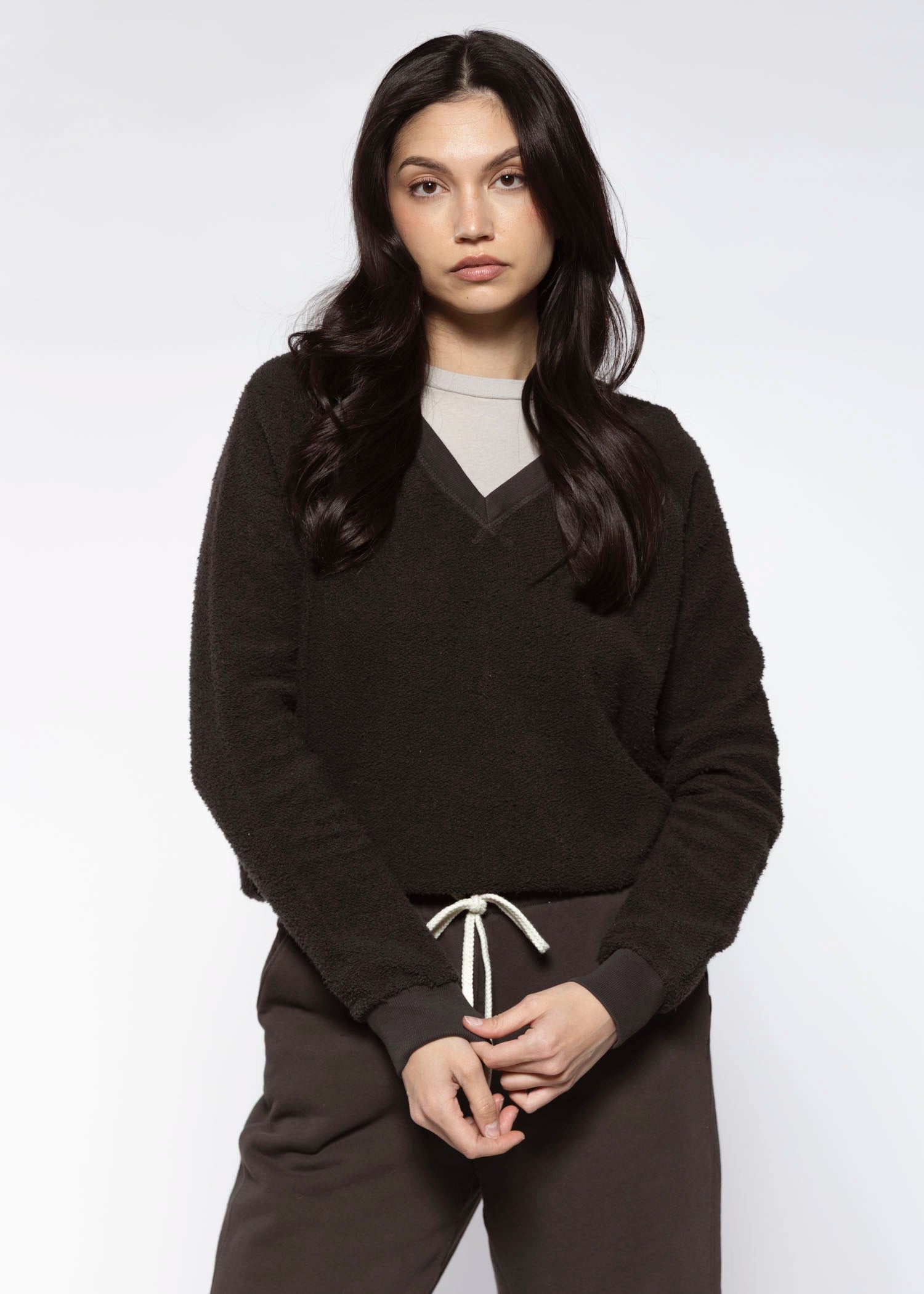 swatch_Vintage Black zuri sweatshirt