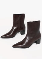 swatch_Brown Leather giselle ankle boots